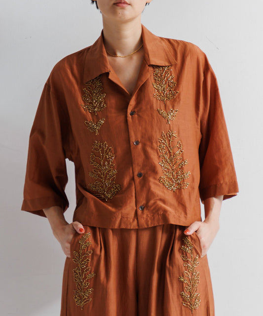 【WOMEN】LEIN コットンシルクビーズ刺繍シャツの写真