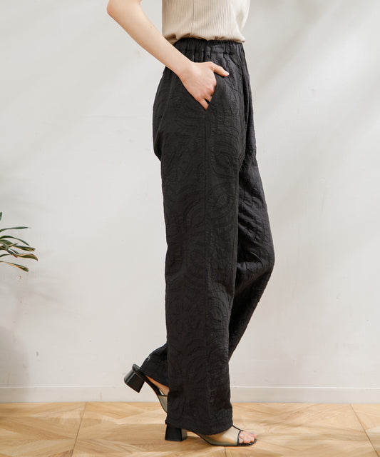 【WOMEN】LEIN / ハンドステッチ総柄イージーパンツの写真