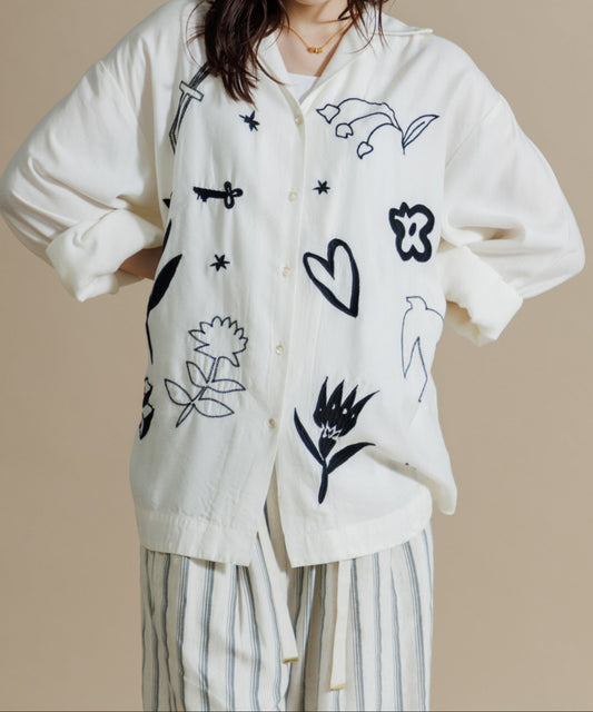 【MEN , WOMEN】LEIN / お絵描き刺繍シャツの写真