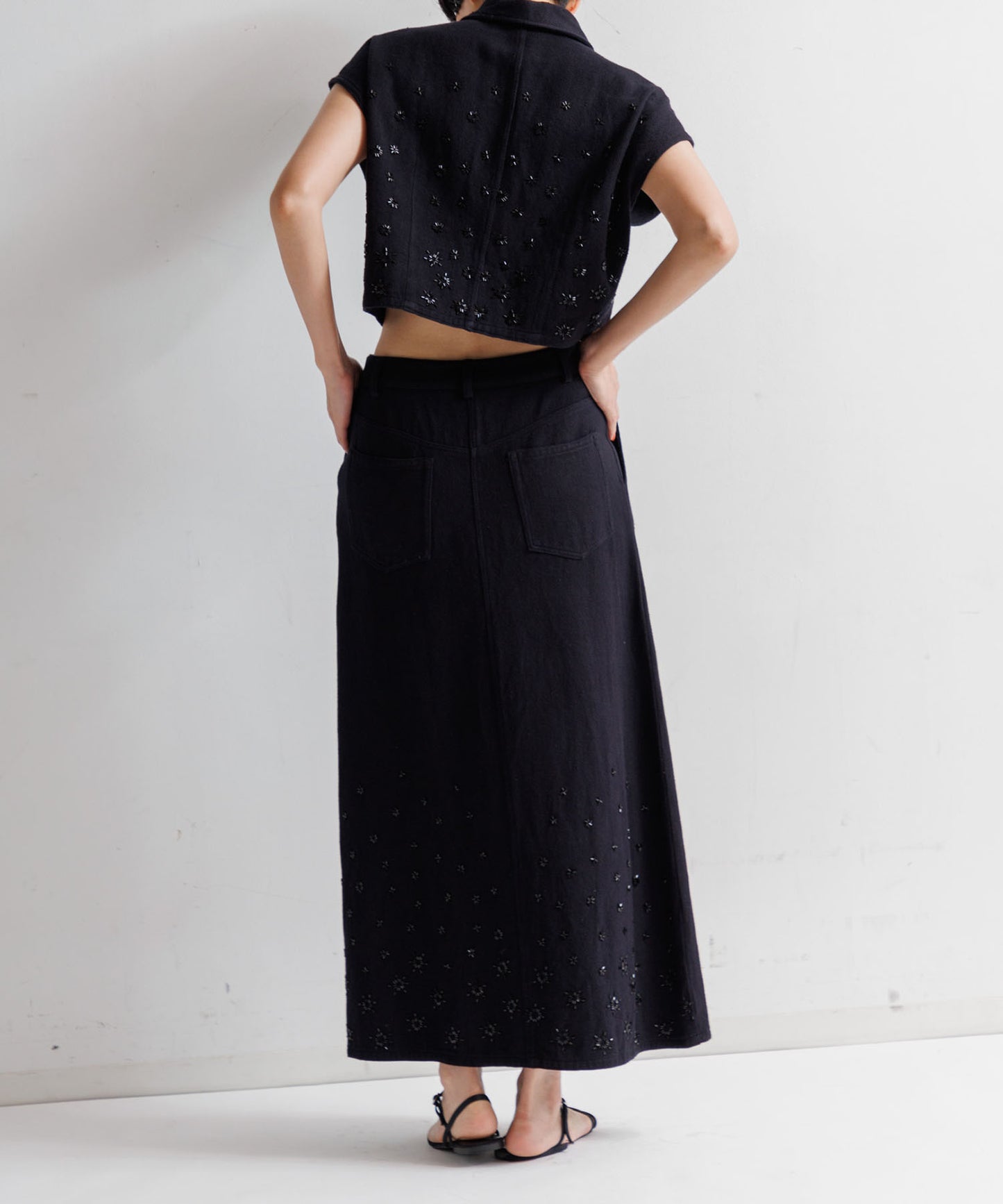 【WOMEN】LEIN カディビーズ刺繍スカート