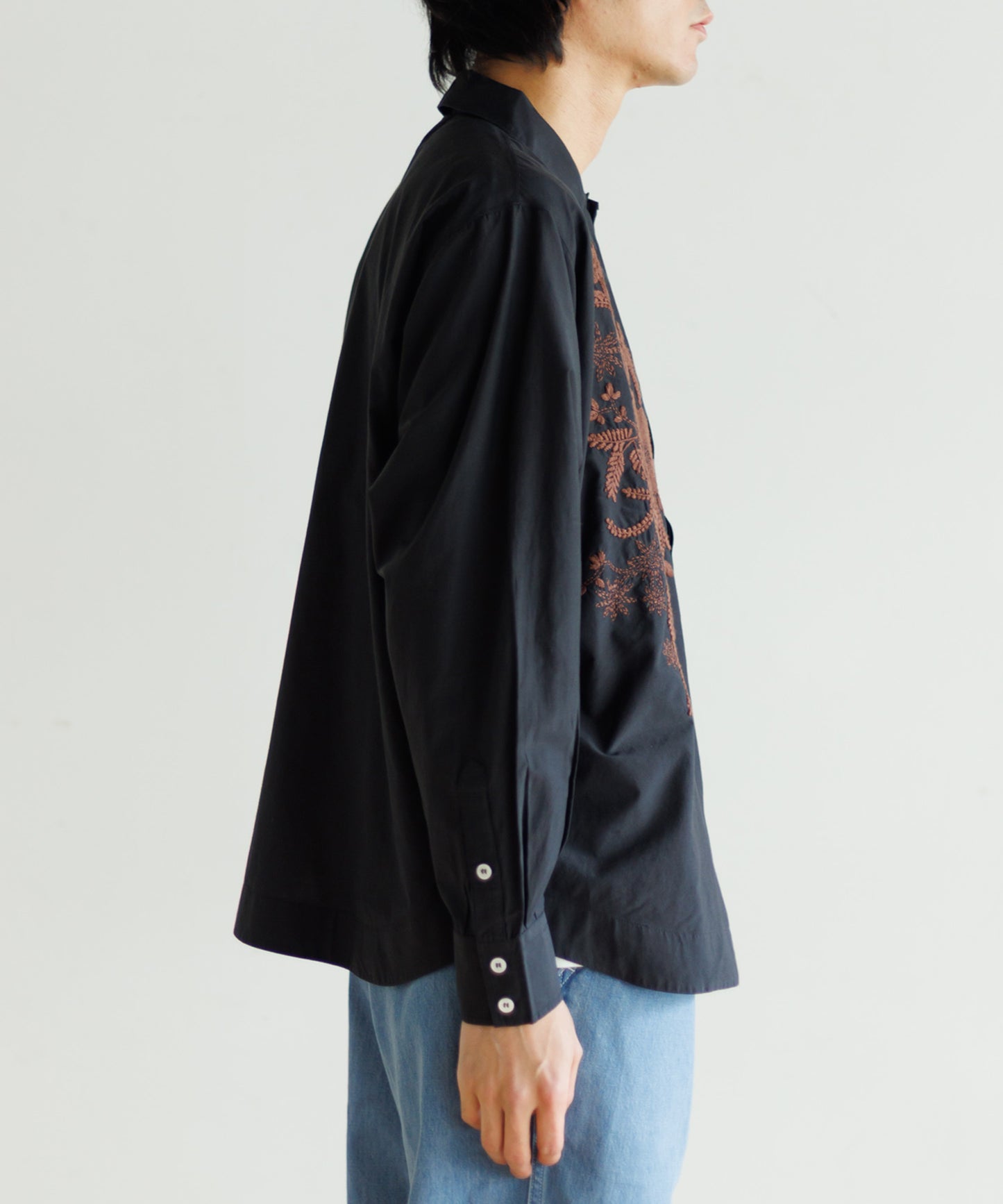 【MEN , WOMEN】LEIN / コットンシルクフラワーエンブロイダリーシャツ