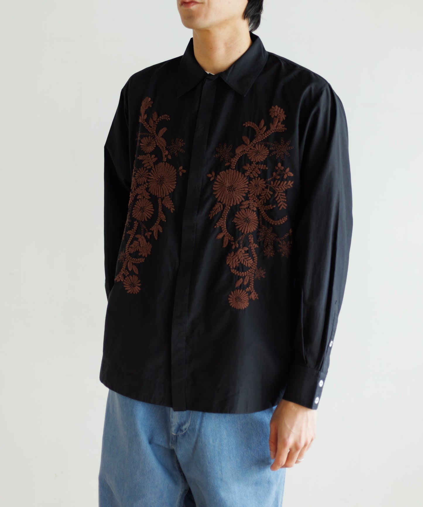 【MEN , WOMEN】LEIN / コットンシルクフラワーエンブロイダリーシャツ