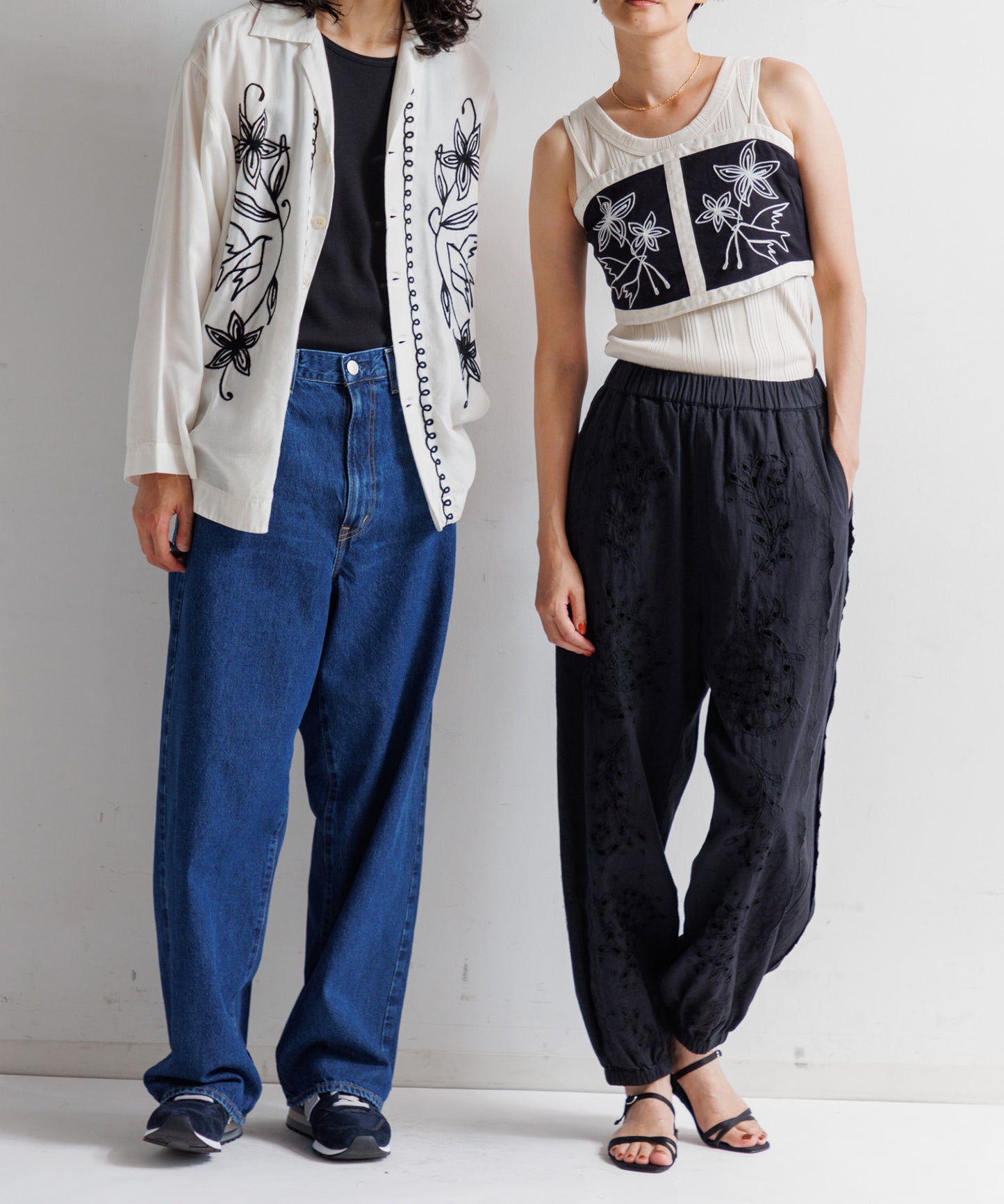 【WOMEN】LEIN コットンリネンアリ刺繍ビスチェ