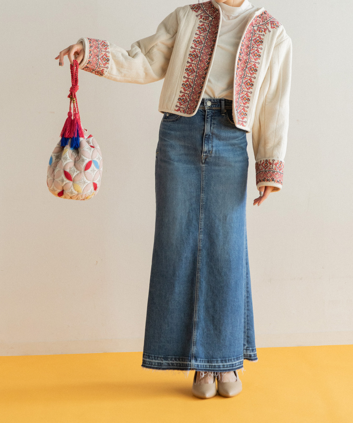 【WOMEN】LEIN  襟ぐり刺繍裏ボアキルトジャケット
