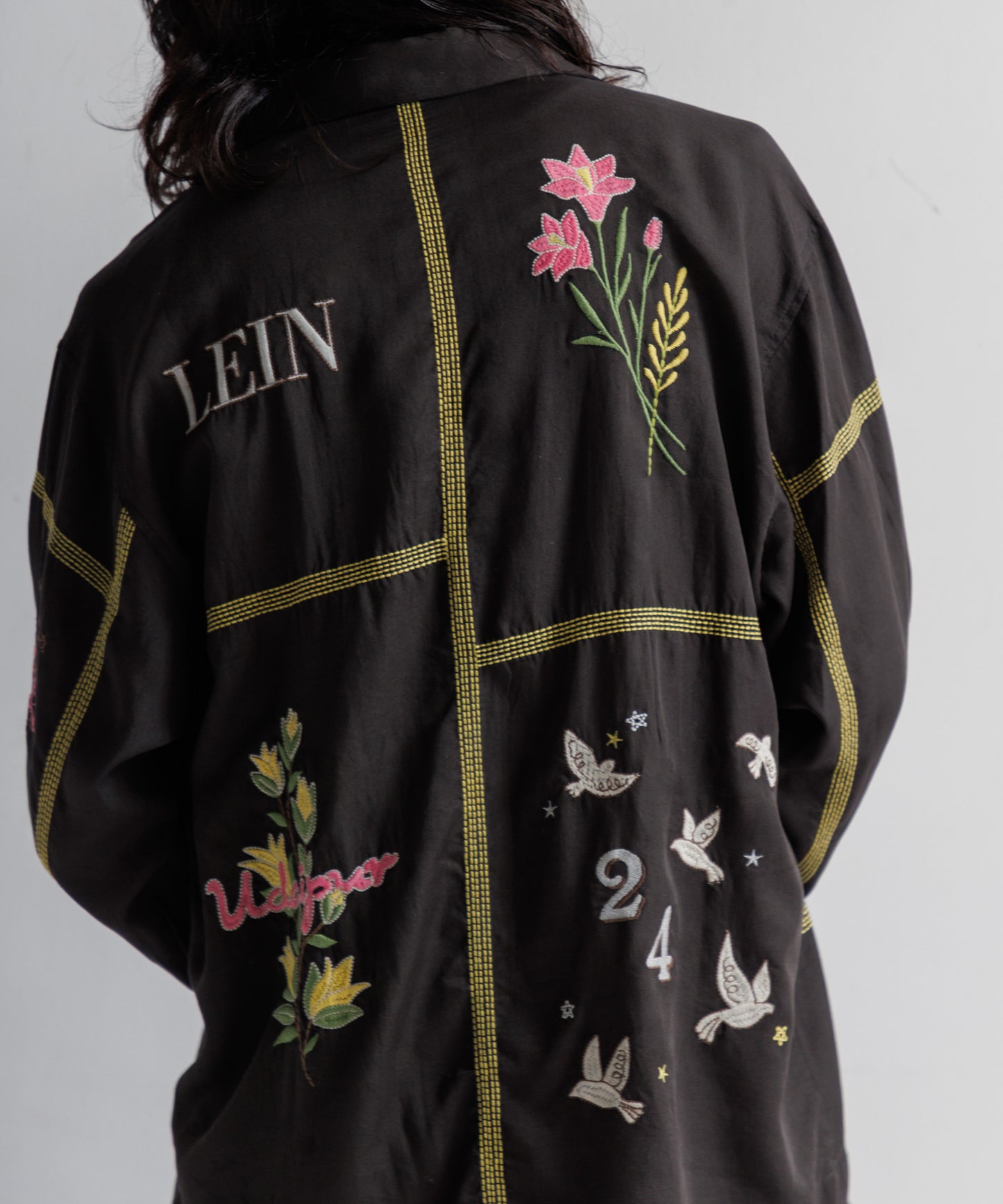 【MEN,WOMEN】LEIN お絵描きパッチワーク刺繍シャツ