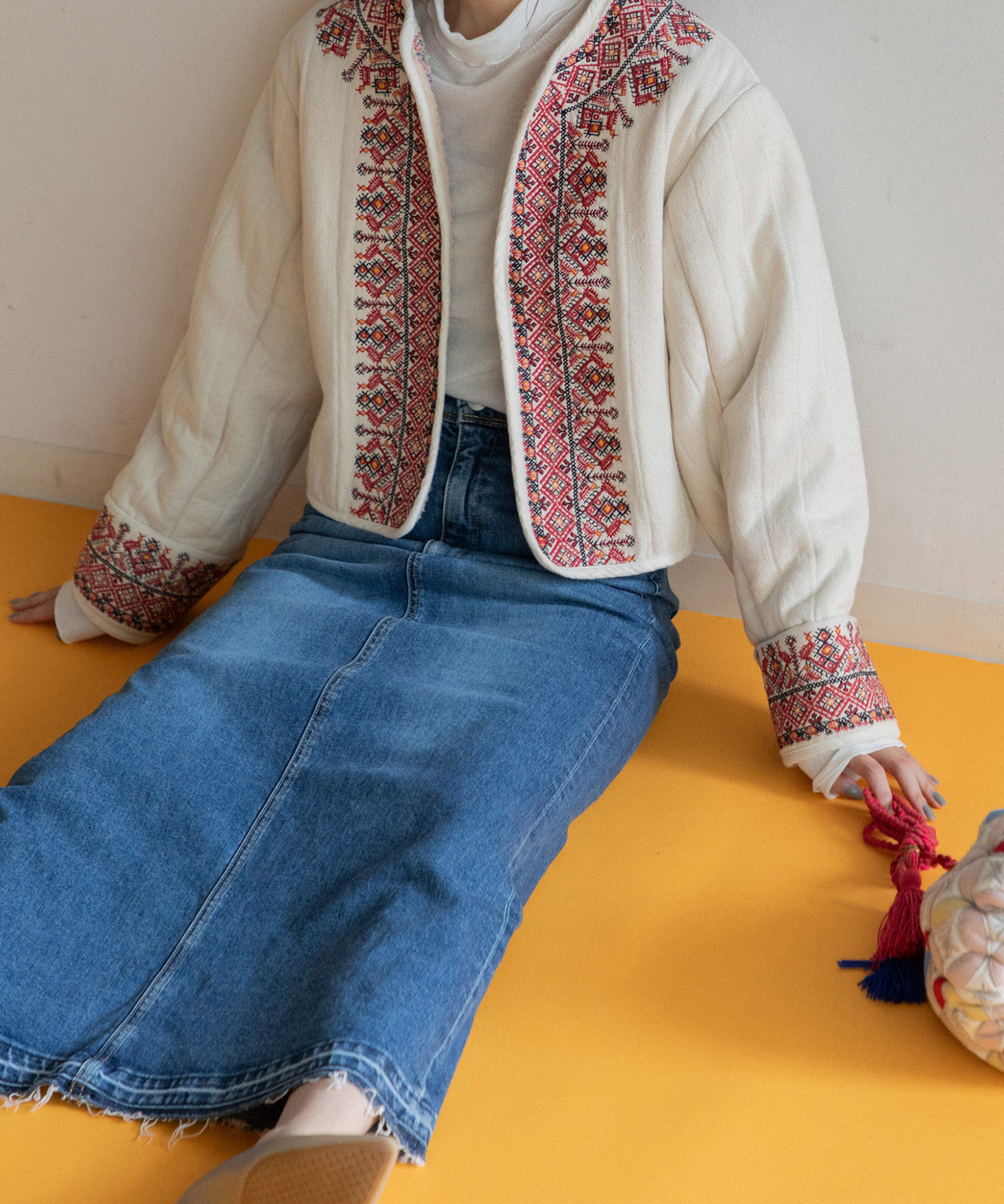 【WOMEN】LEIN  襟ぐり刺繍裏ボアキルトジャケット