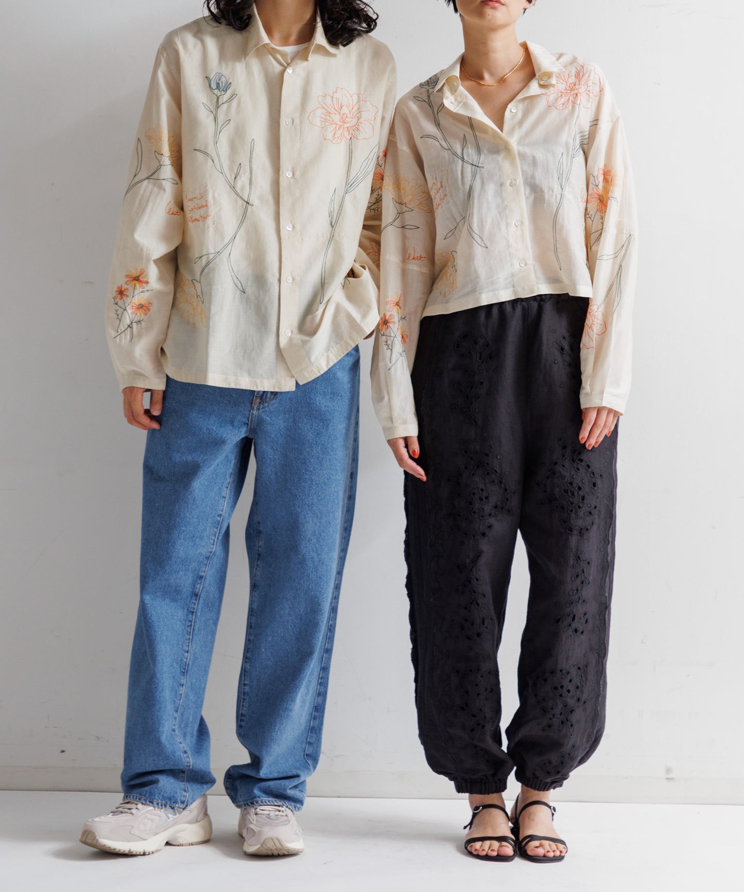 【WOMEN】LEIN コットンシルクボタニカル刺繍シャツ