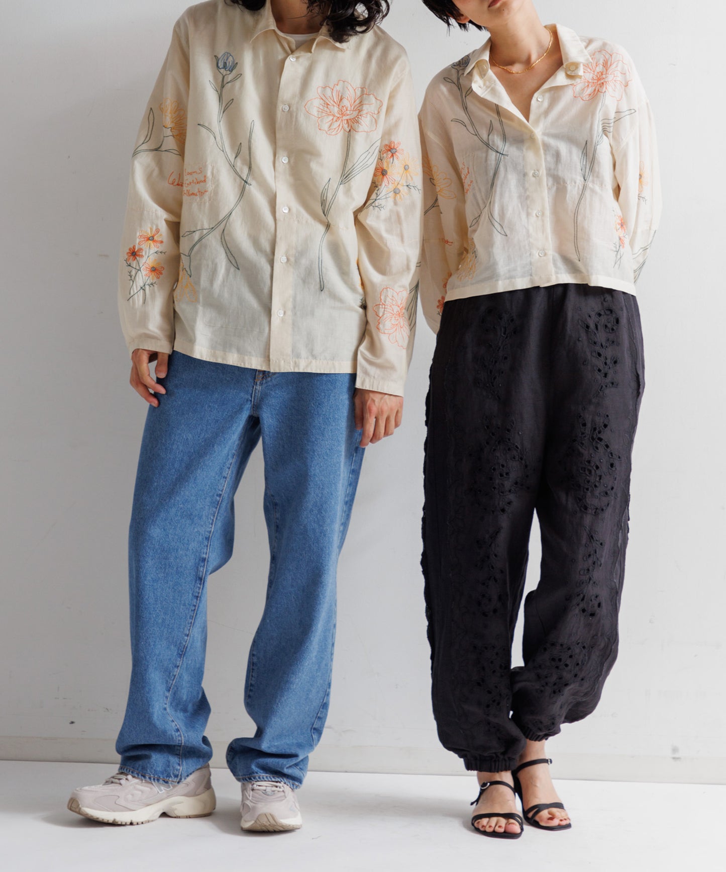 【WOMEN】LEIN コットンシルクボタニカル刺繍シャツ
