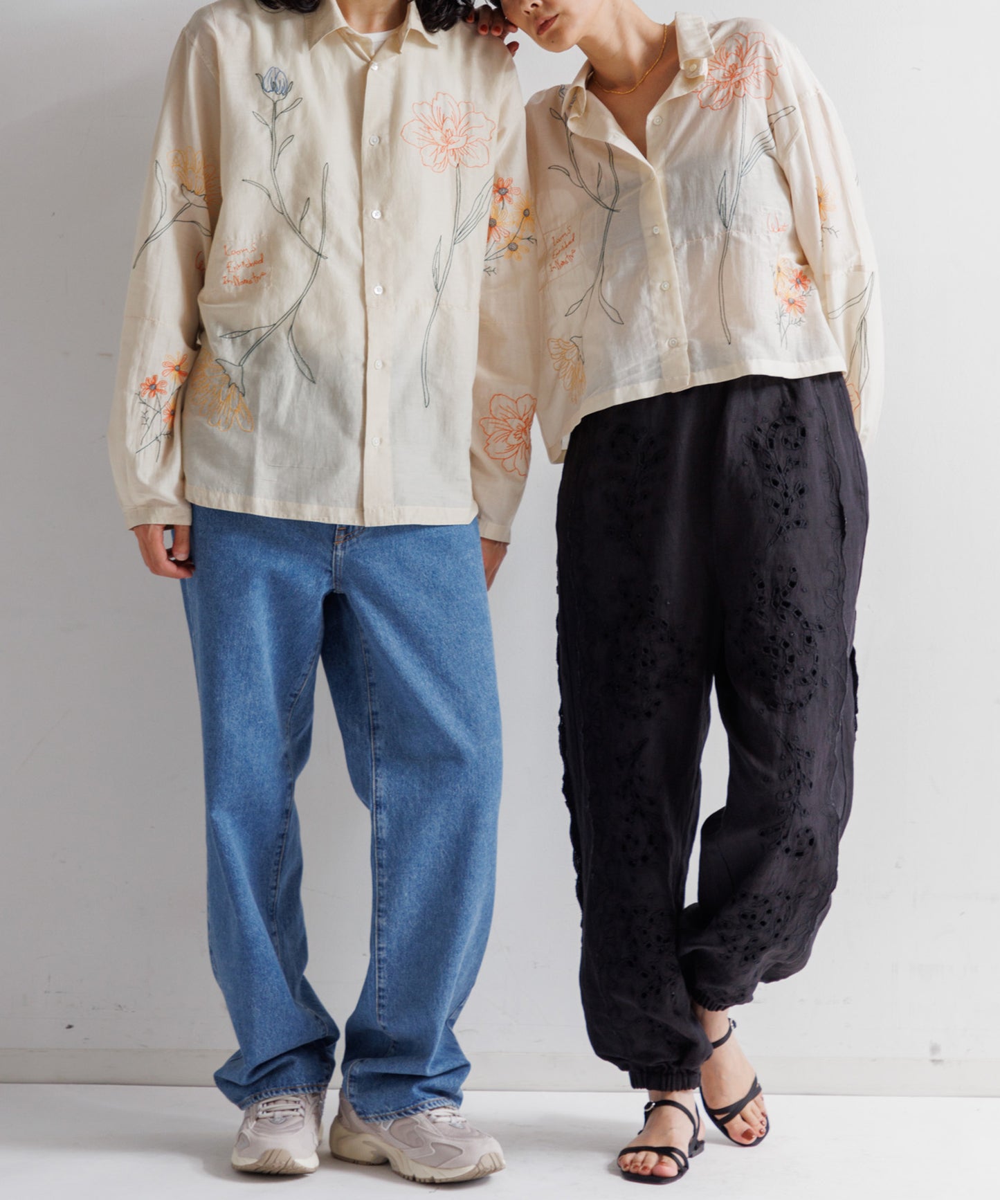 【WOMEN】LEIN コットンシルクボタニカル刺繍シャツ