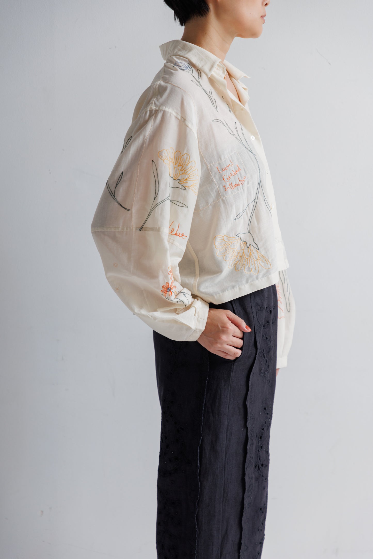 【MEN , WOMEN】LEIN / コットンシルクボタニカル刺繍シャツ