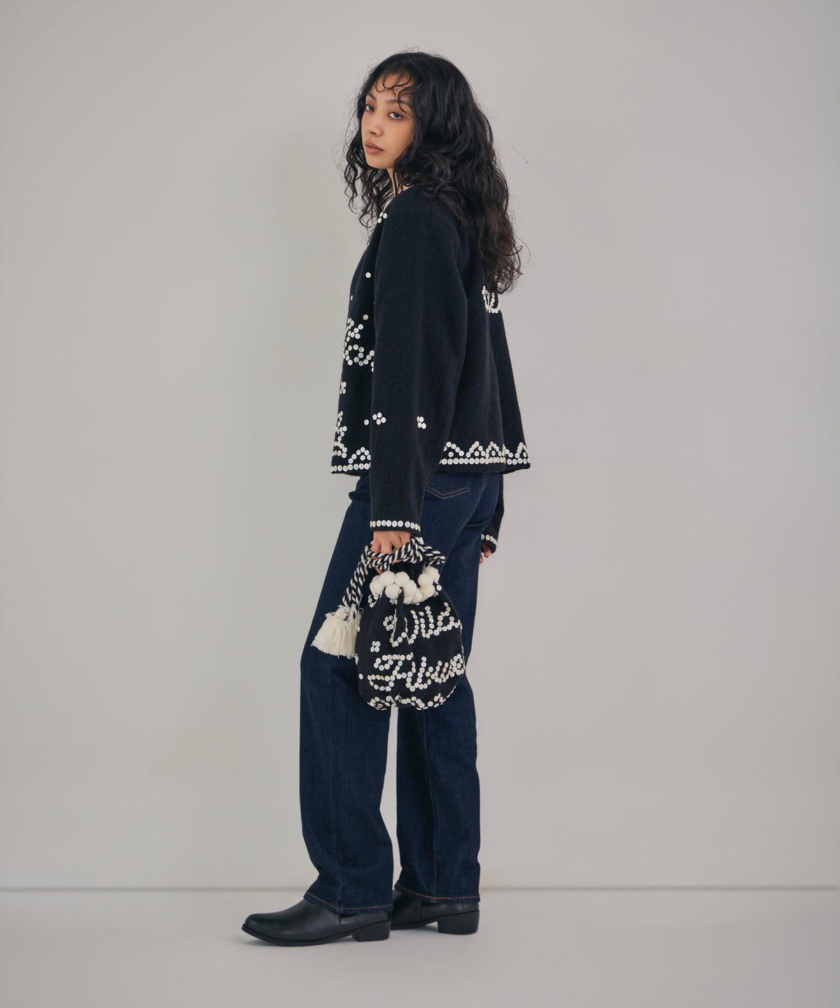 【WOMEN】シェルエンベリッシュド巾着