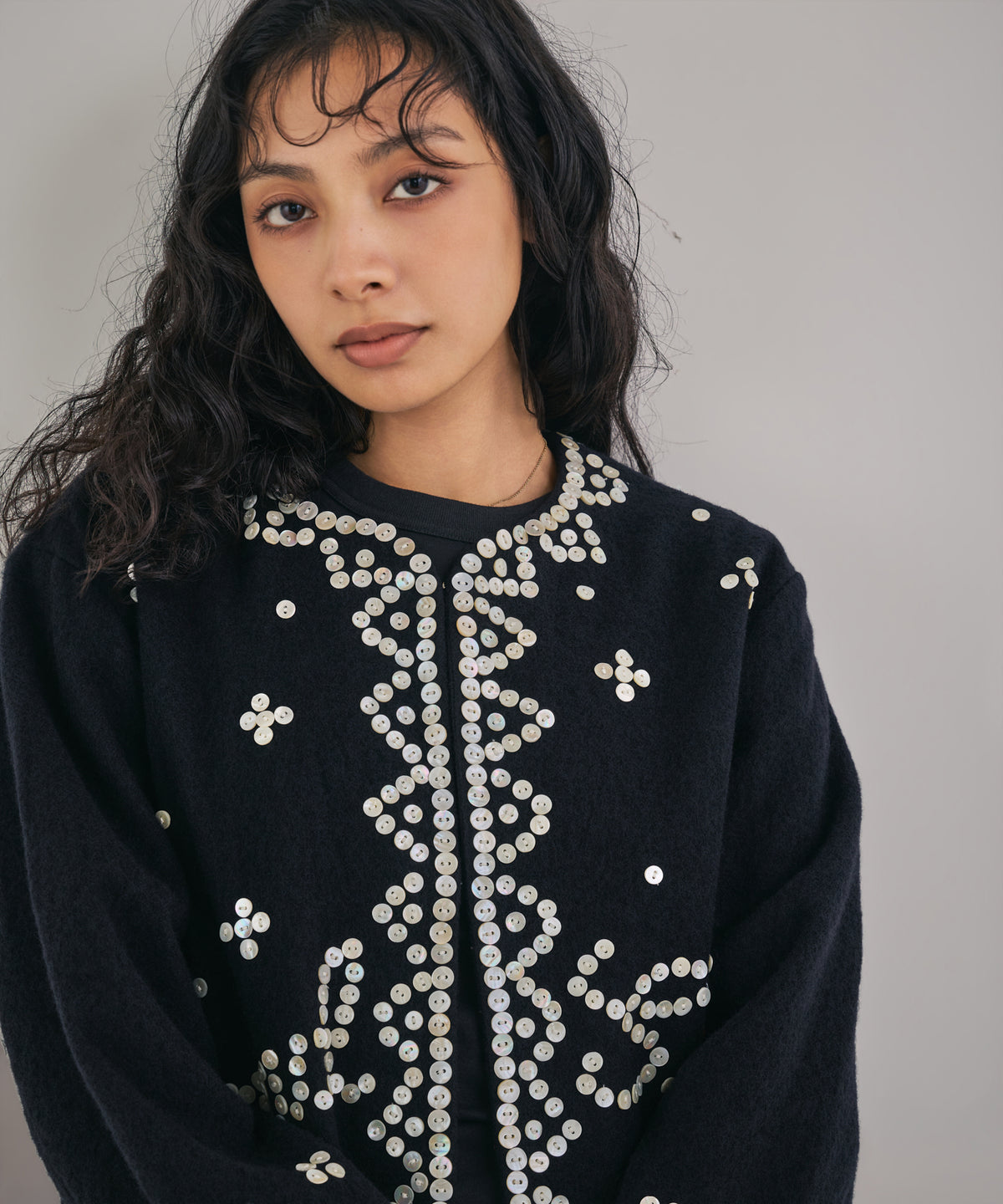 【WOMEN】シェルエンベリシュドジャケット