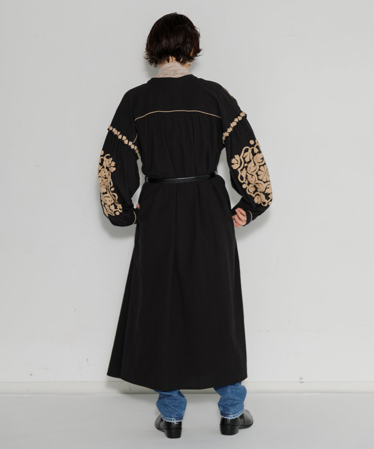 【WOMEN】LEIN 刺繍ワンピース
