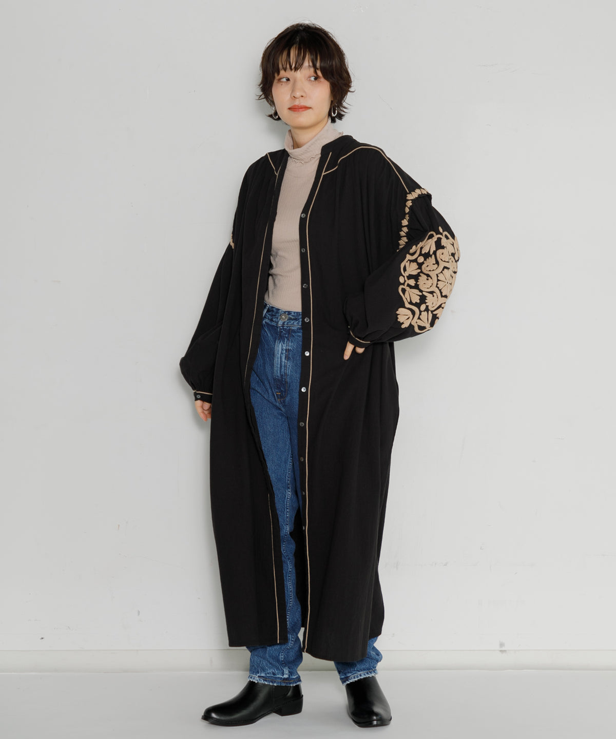 【WOMEN】LEIN 刺繍ワンピース