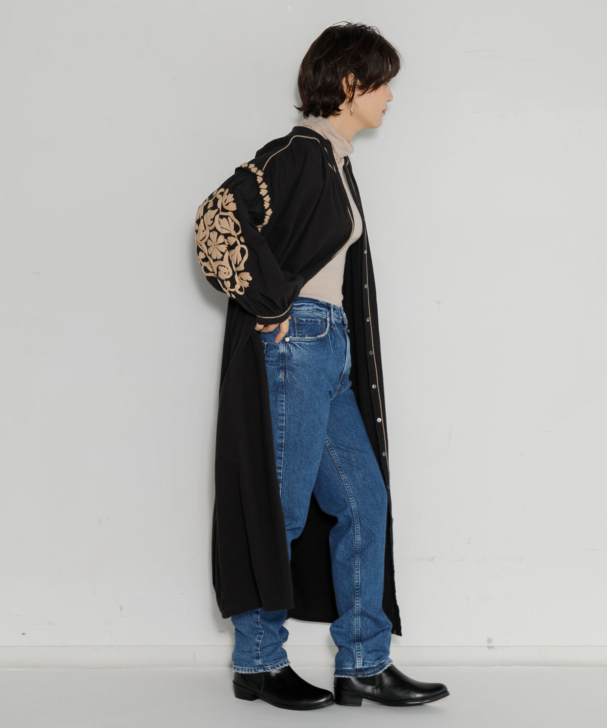 【WOMEN】LEIN 刺繍ワンピース