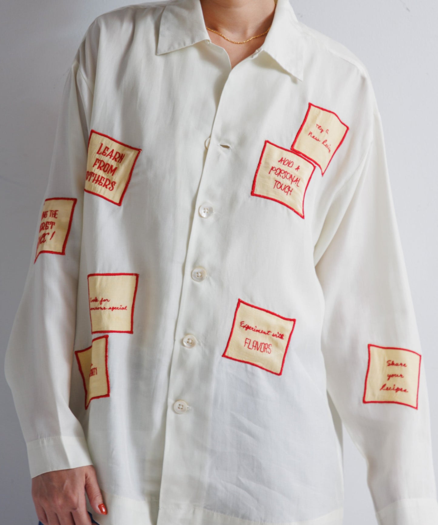 【MEN , WOMEN】LEIN / アップリケ刺繍シャツ