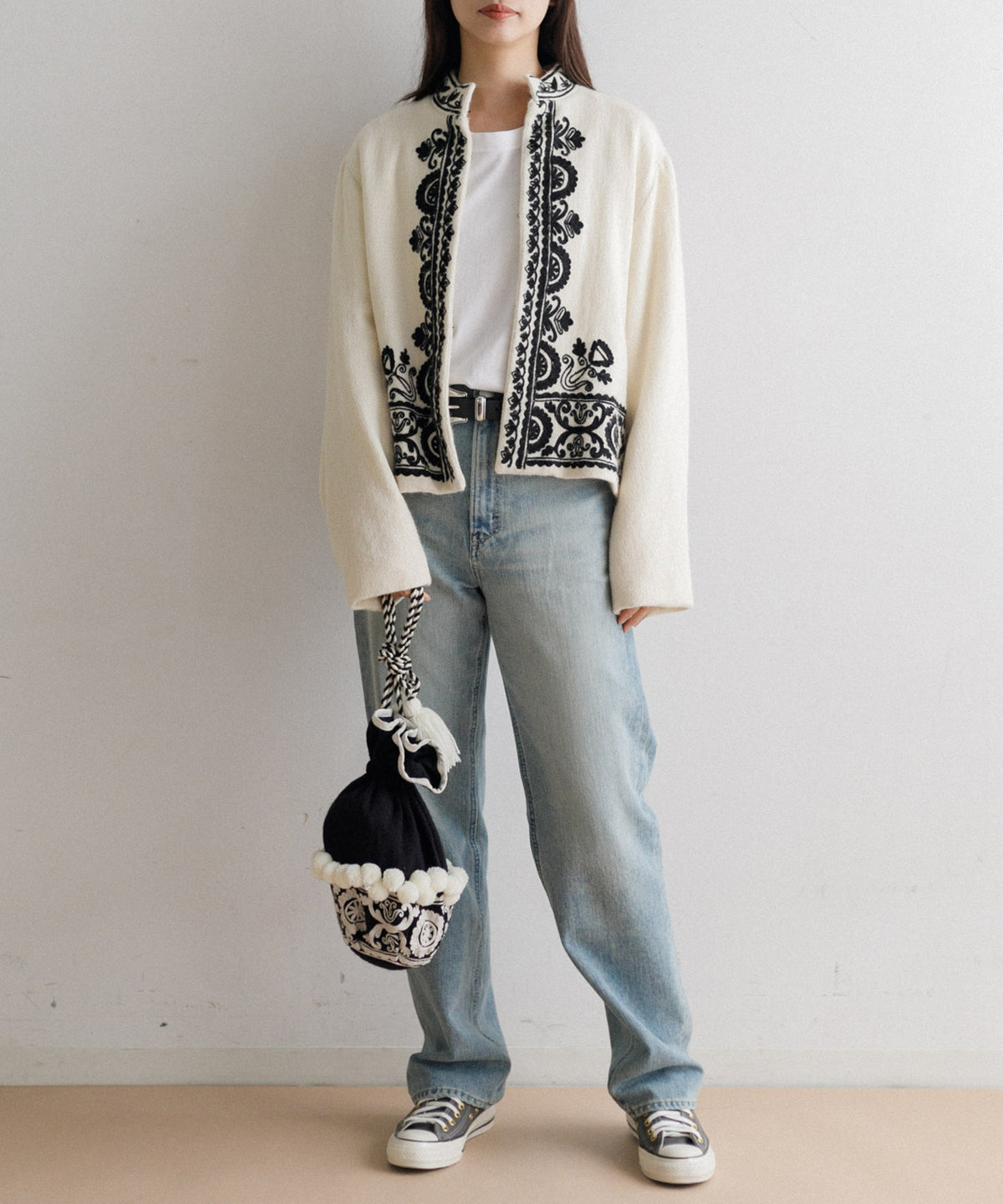 【WOMEN】LEIN 幾何学柄刺繍ドロストバッグ