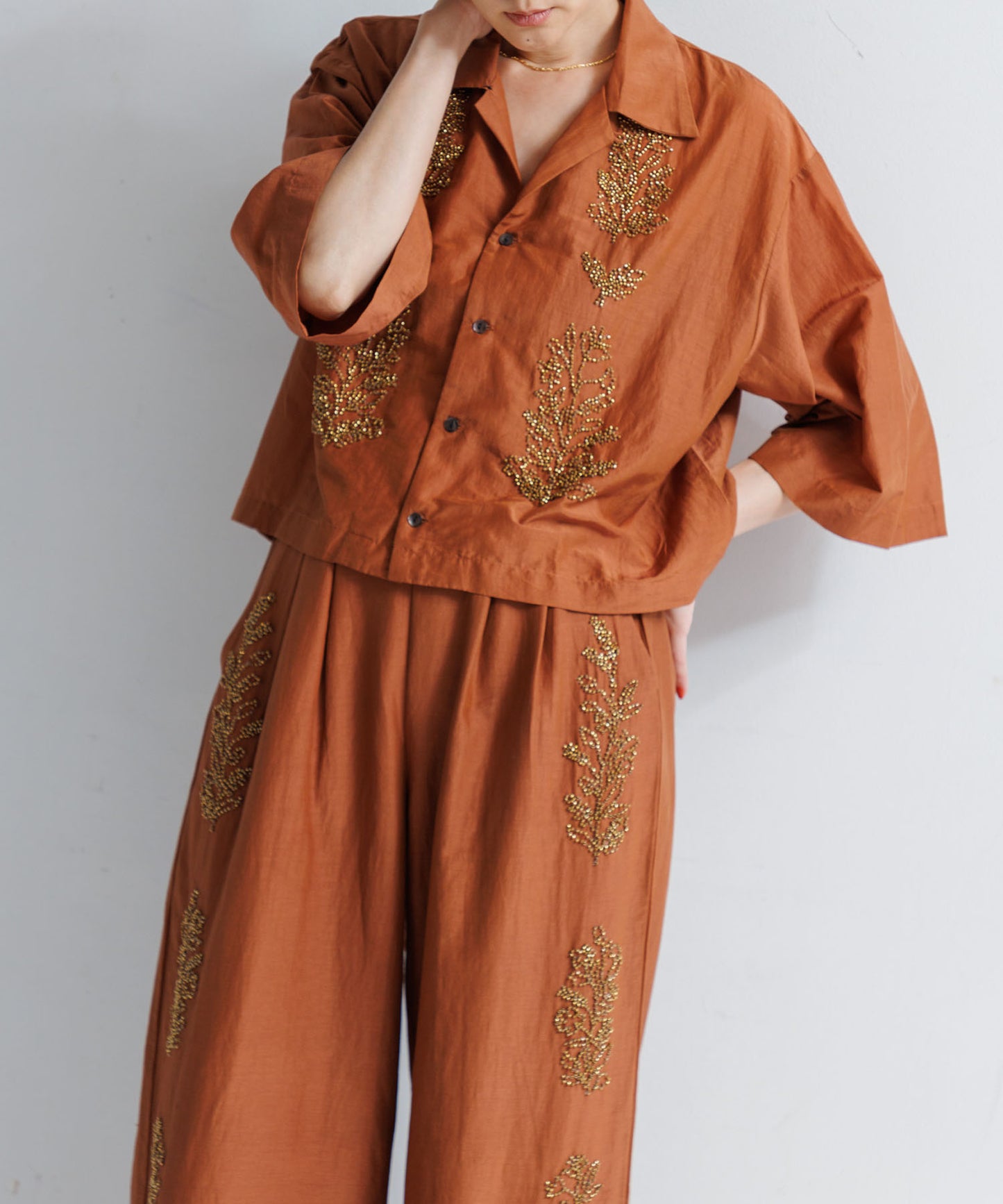 【WOMEN】LEIN コットンシルクビーズ刺繍パンツ