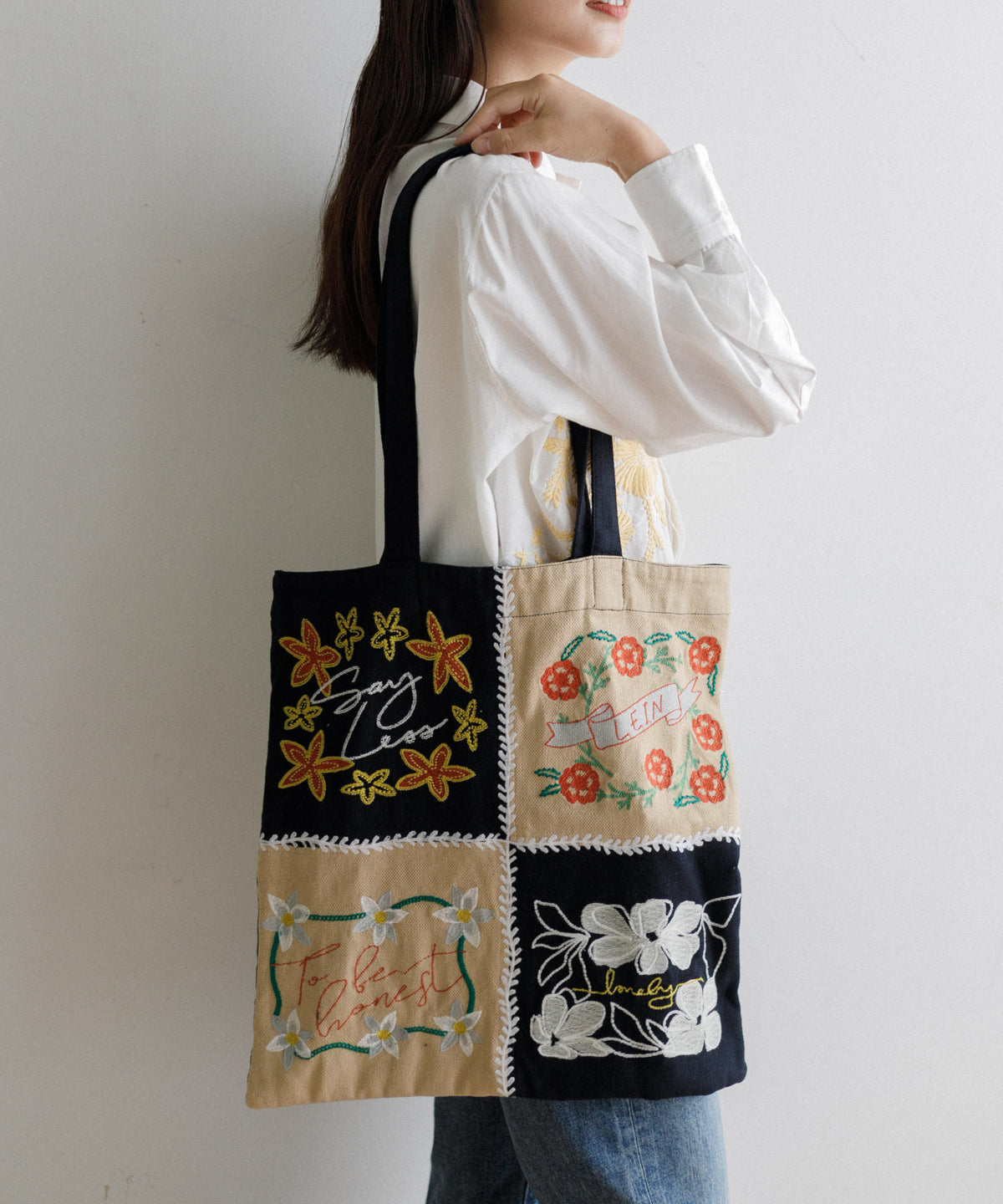 【MEN , WOMEN】LEIN Wフェイスパッチワーク刺繍トートバッグ