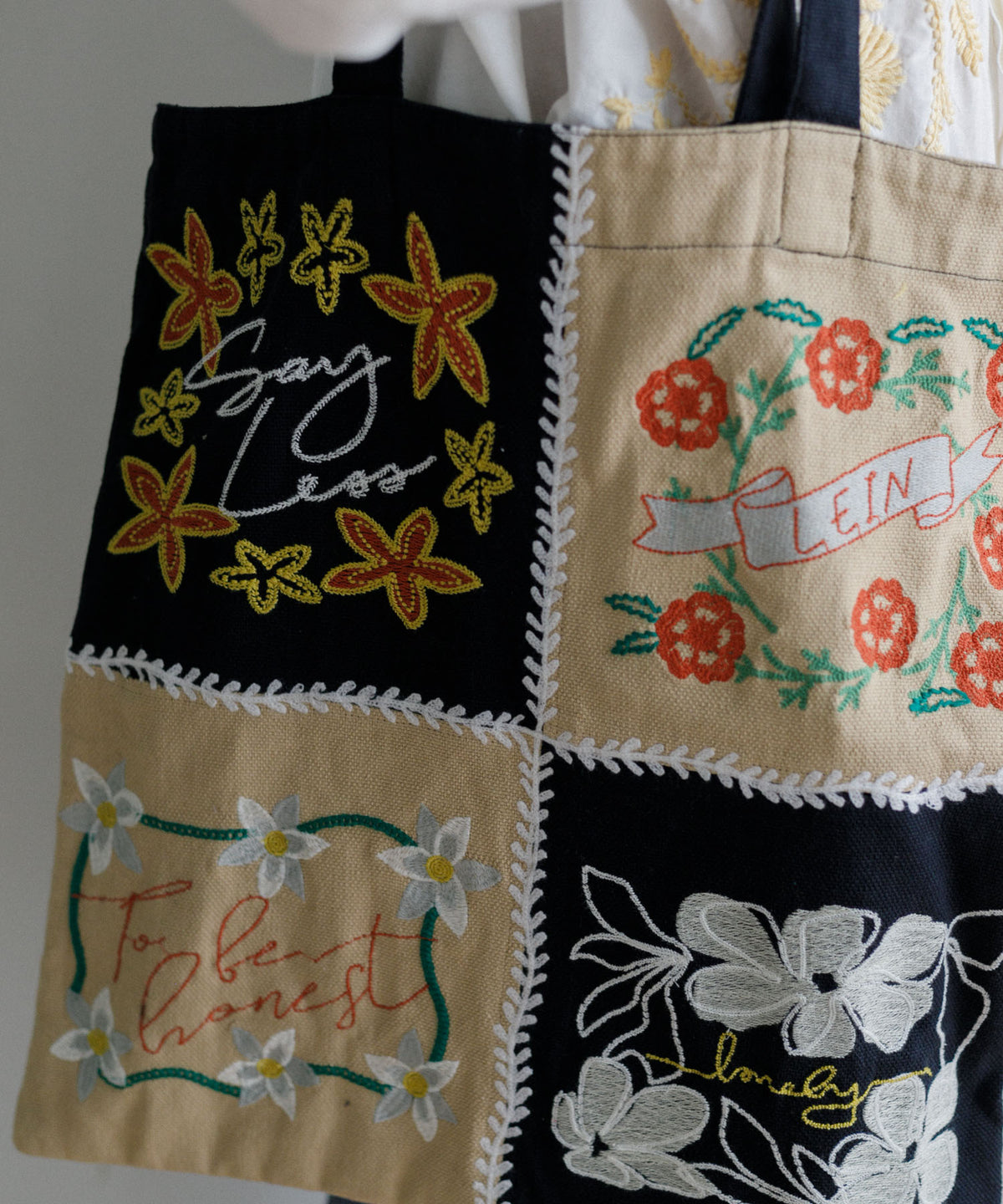 【MEN , WOMEN】LEIN Wフェイスパッチワーク刺繍トートバッグ