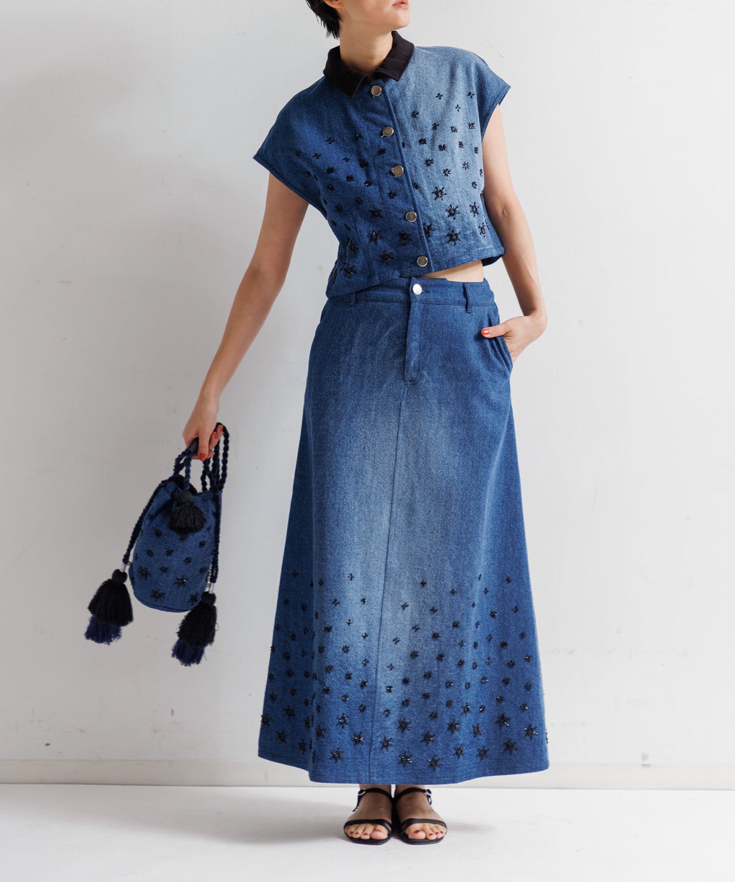 【WOMEN】LEIN カディビーズ刺繍スカート