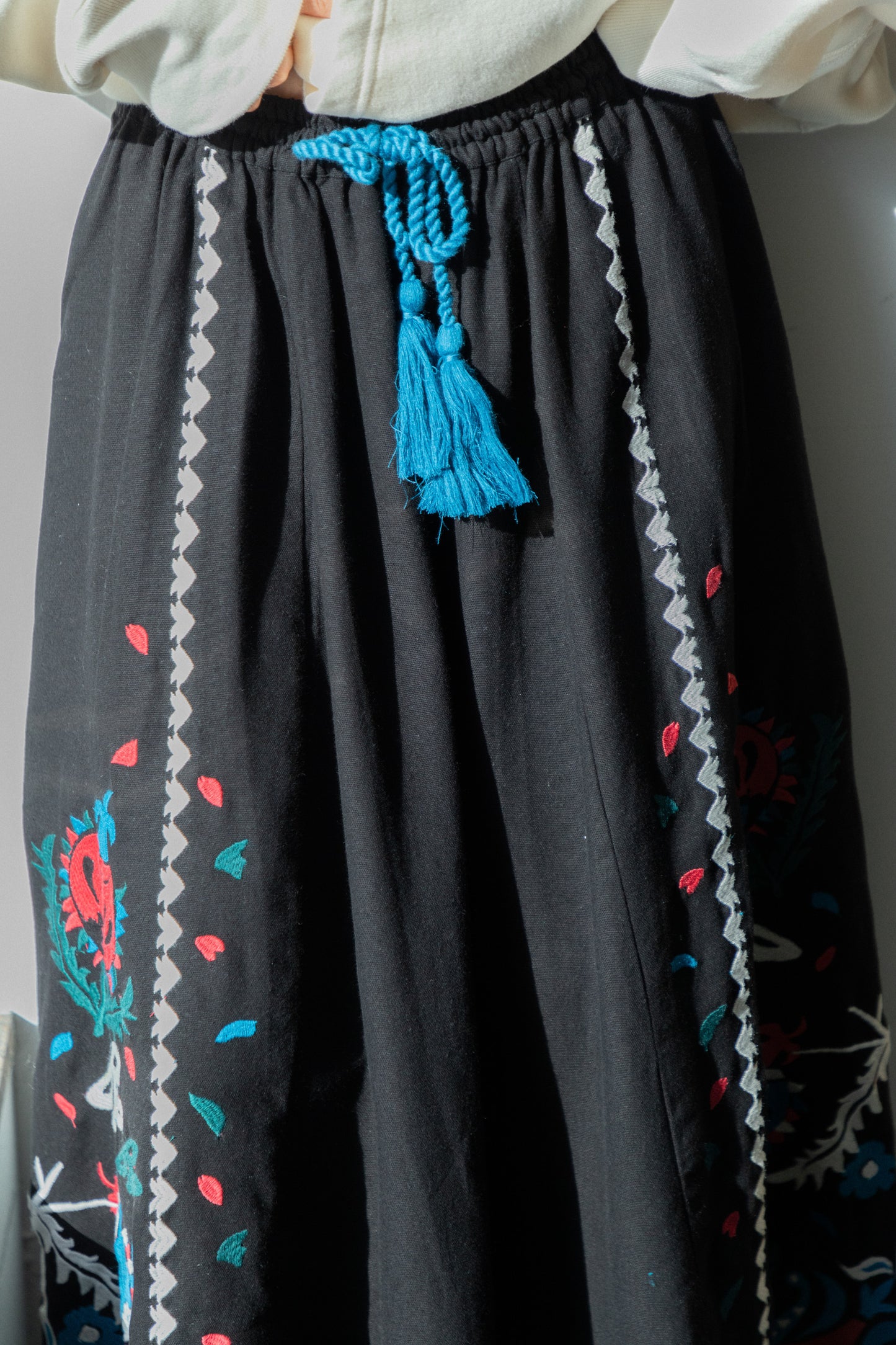 【WOMEN】LEIN / 花柄刺繍スカート