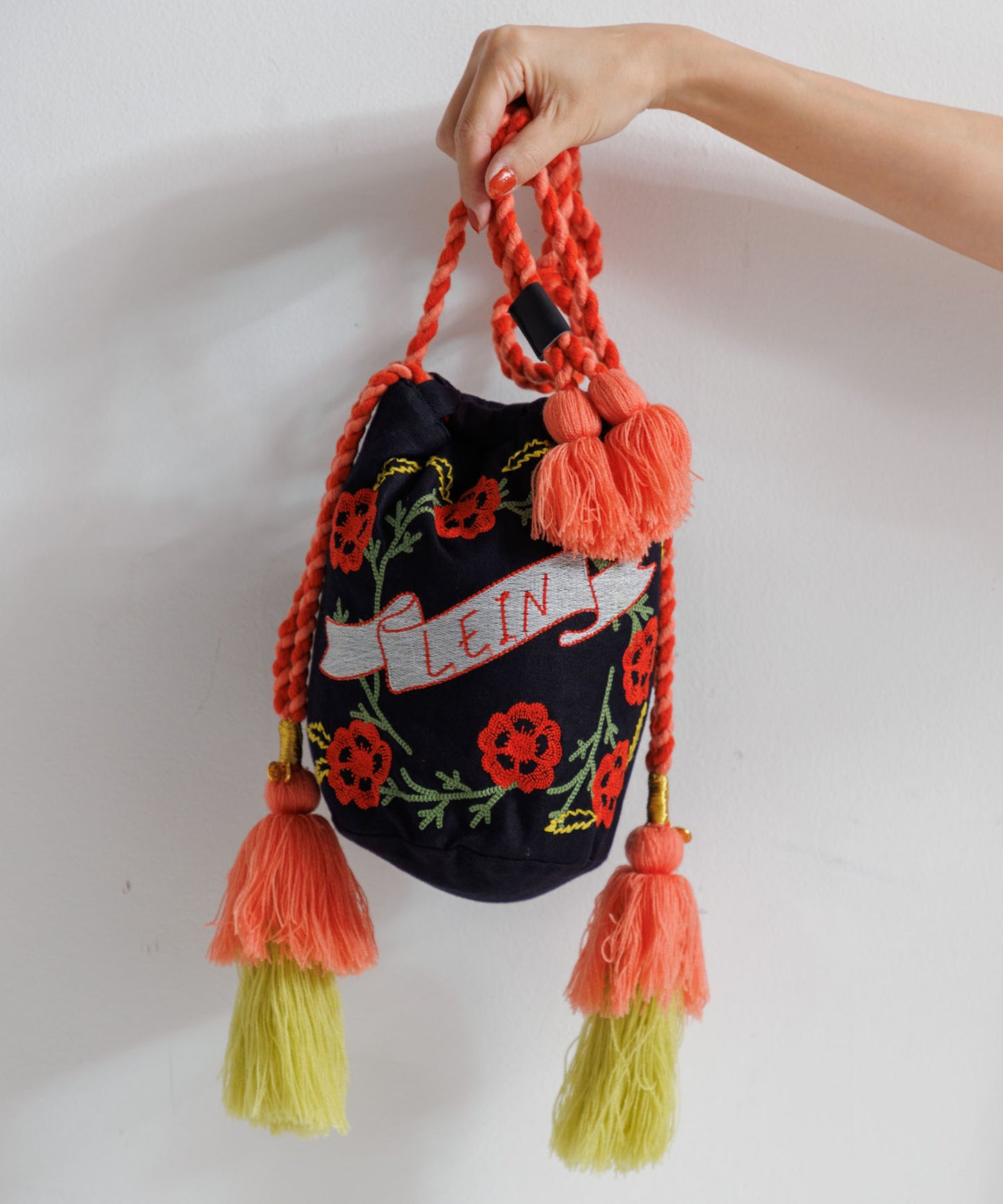 【MEN,WOMEN】LEIN コットンリネン刺繍巾着バッグ