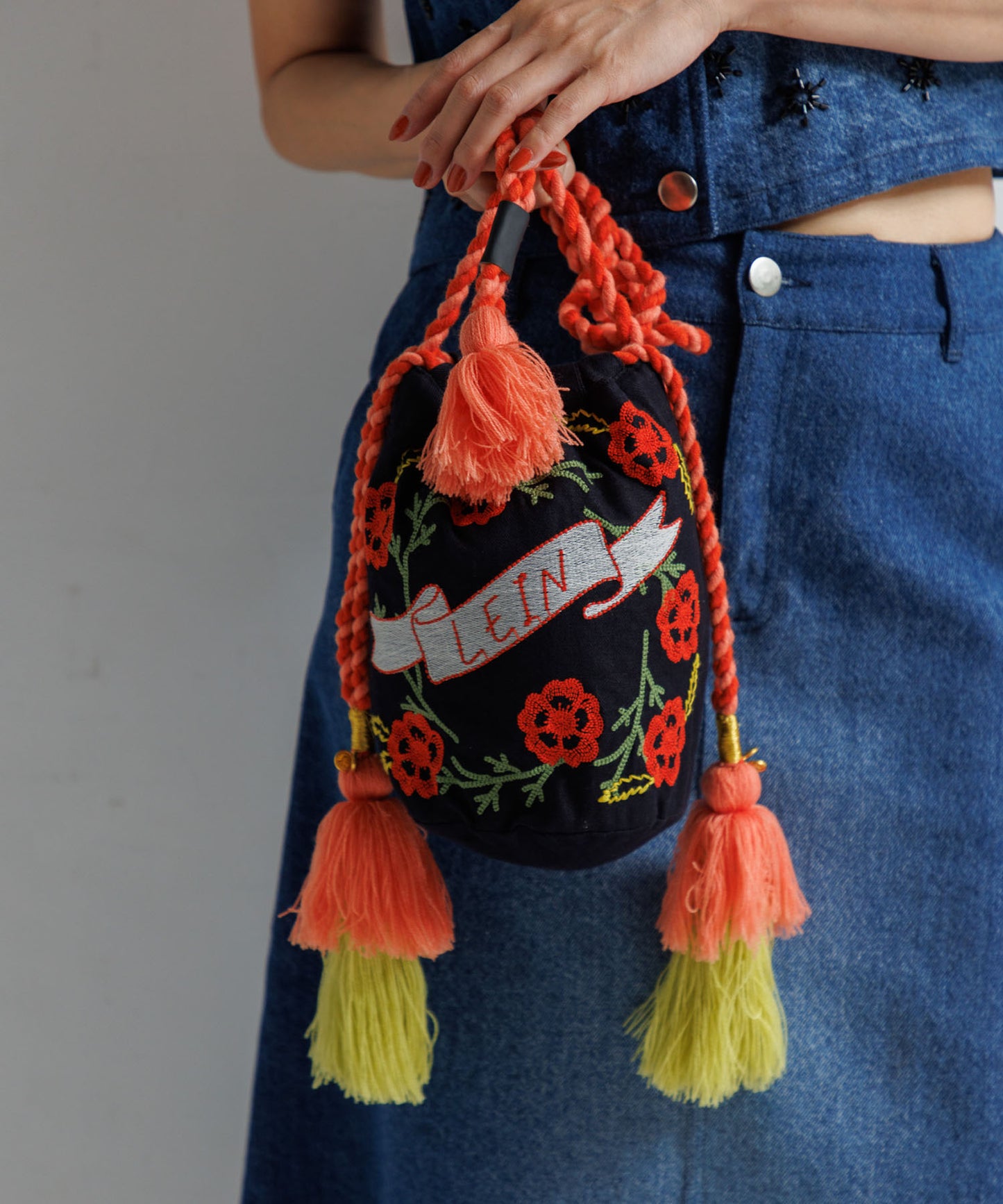 【MEN,WOMEN】LEIN コットンリネン刺繍巾着バッグ