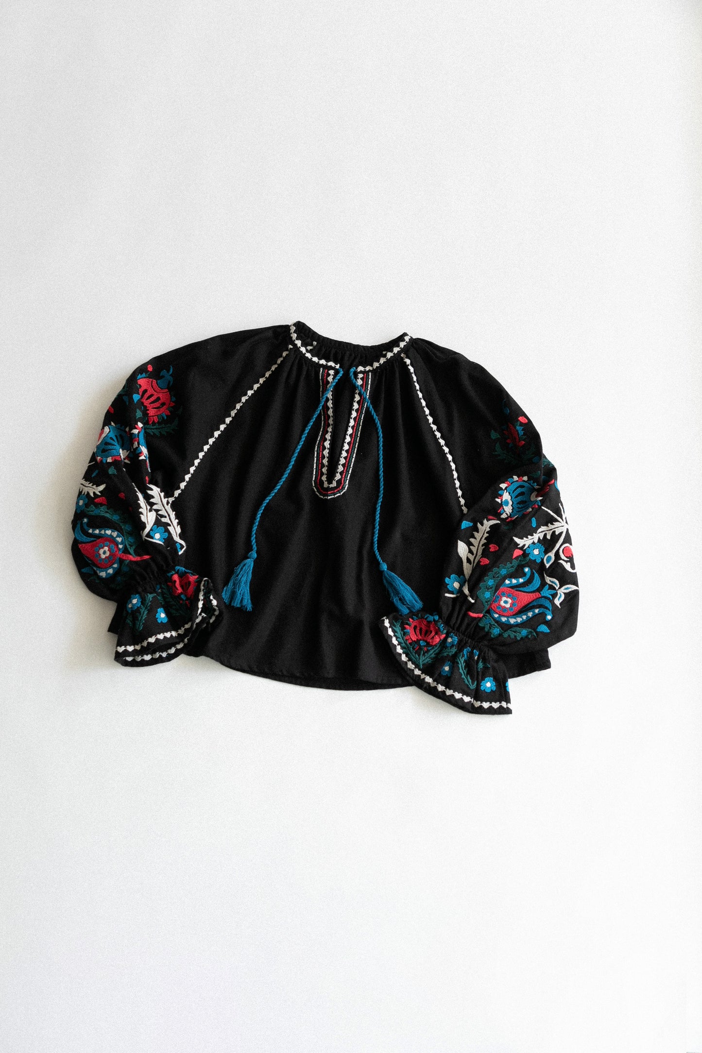 【WOMEN】LEIN / 花柄刺繍ブラウス