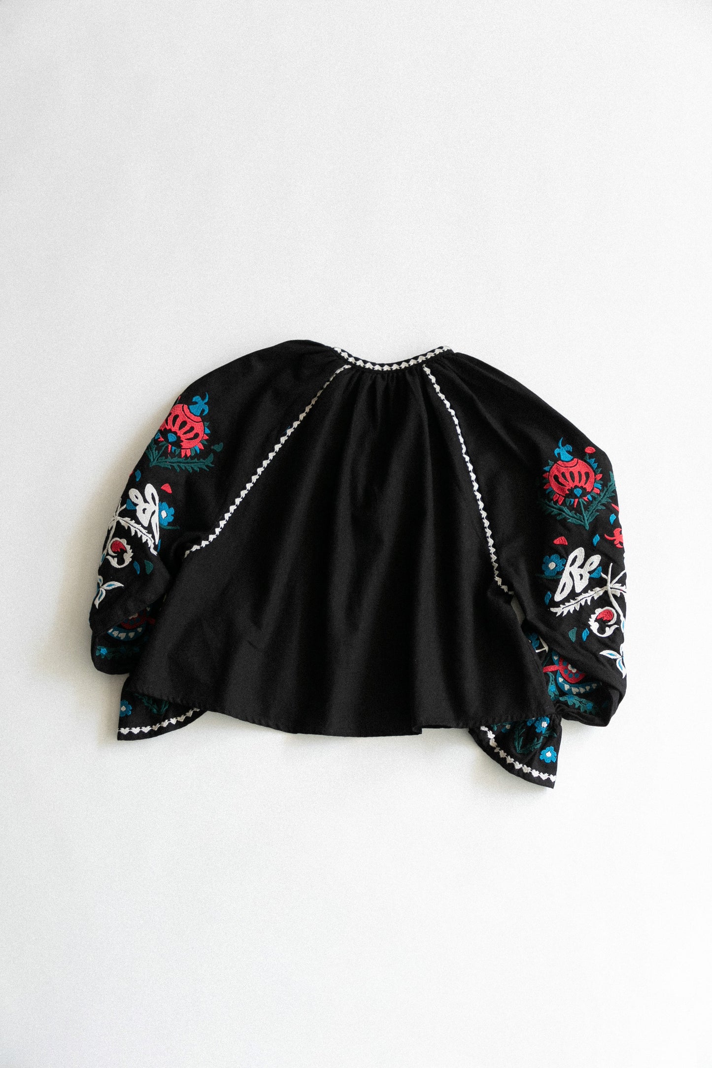 【WOMEN】LEIN / 花柄刺繍ブラウス