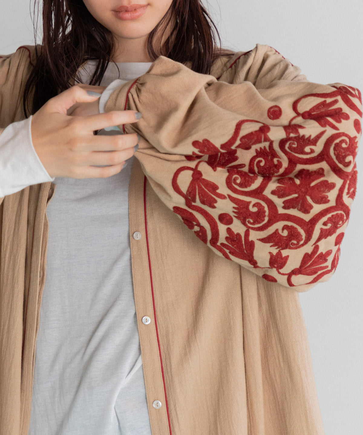 【WOMEN】LEIN 刺繍ワンピース