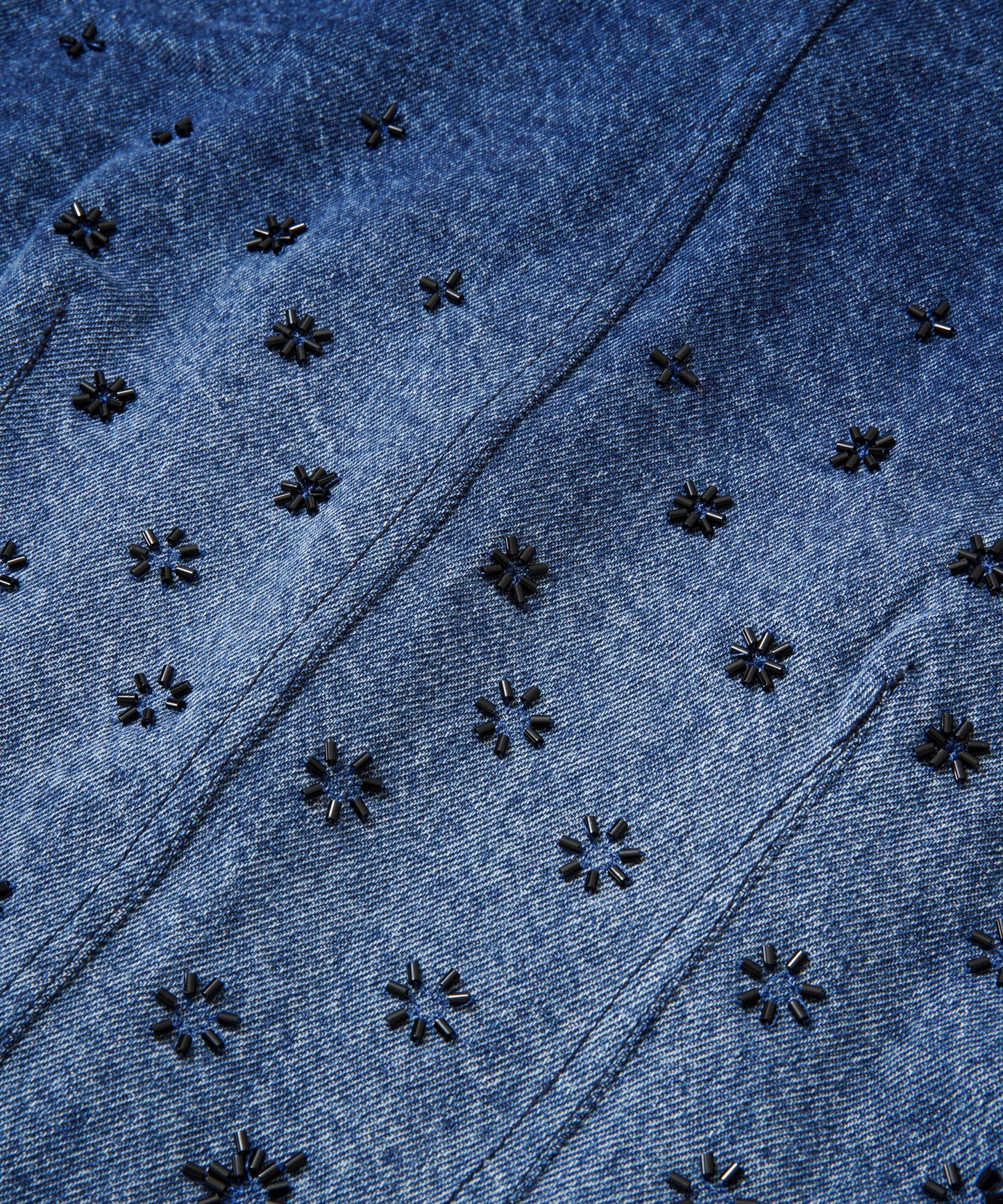 【WOMEN】LEIN カディビーズ刺繍トップス