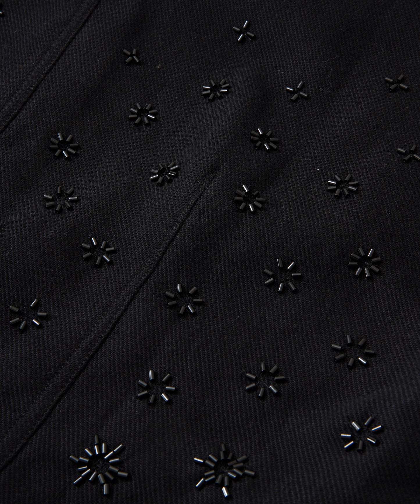 【WOMEN】LEIN カディビーズ刺繍トップス
