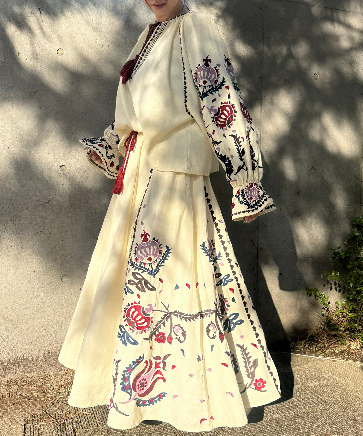 【WOMEN】LEIN / 花柄刺繍スカート