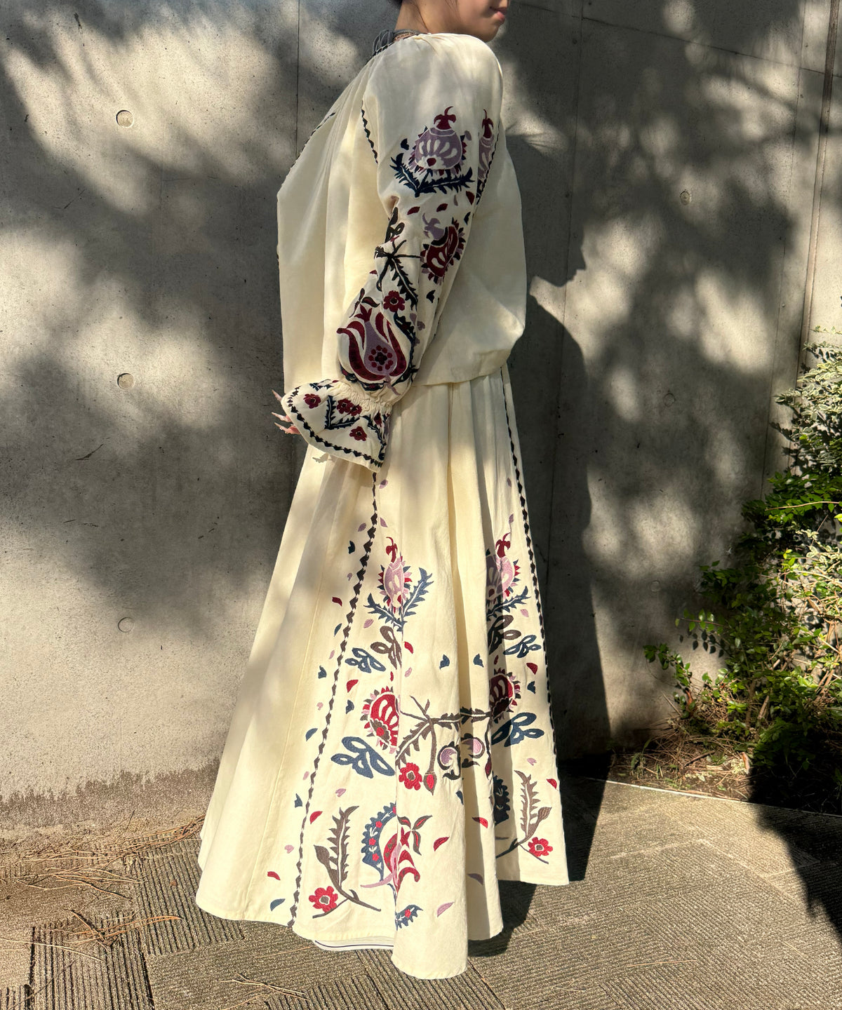 【WOMEN】LEIN / 花柄刺繍スカート