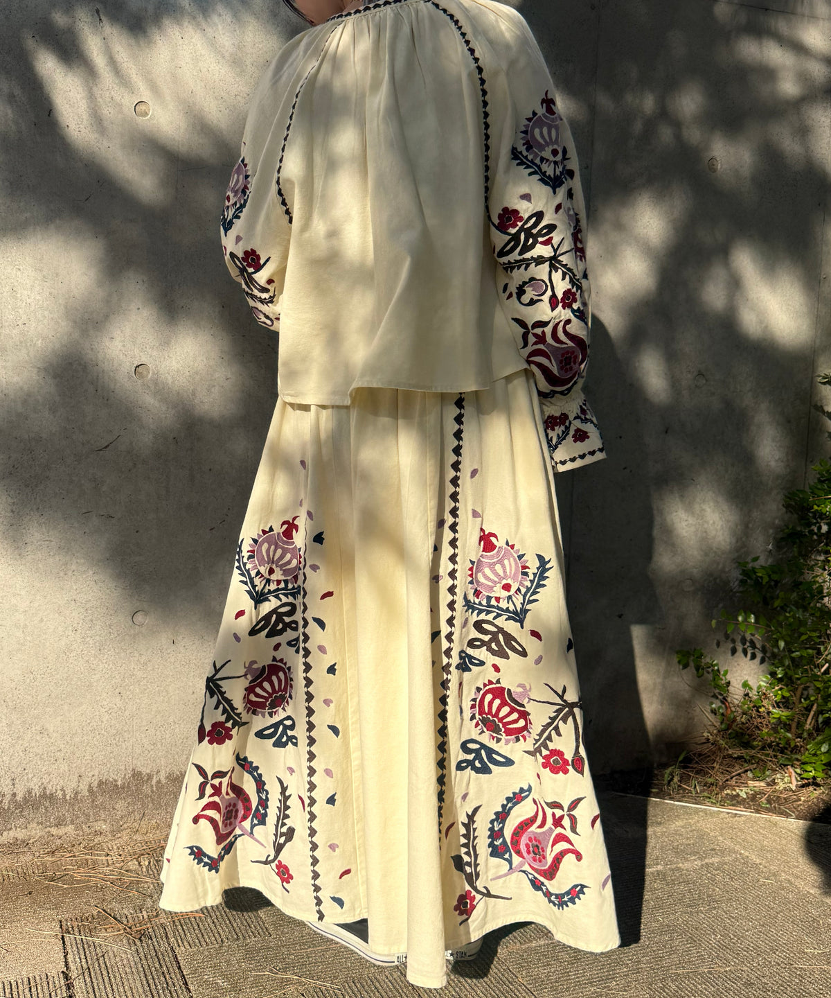 【WOMEN】LEIN / 花柄刺繍スカート