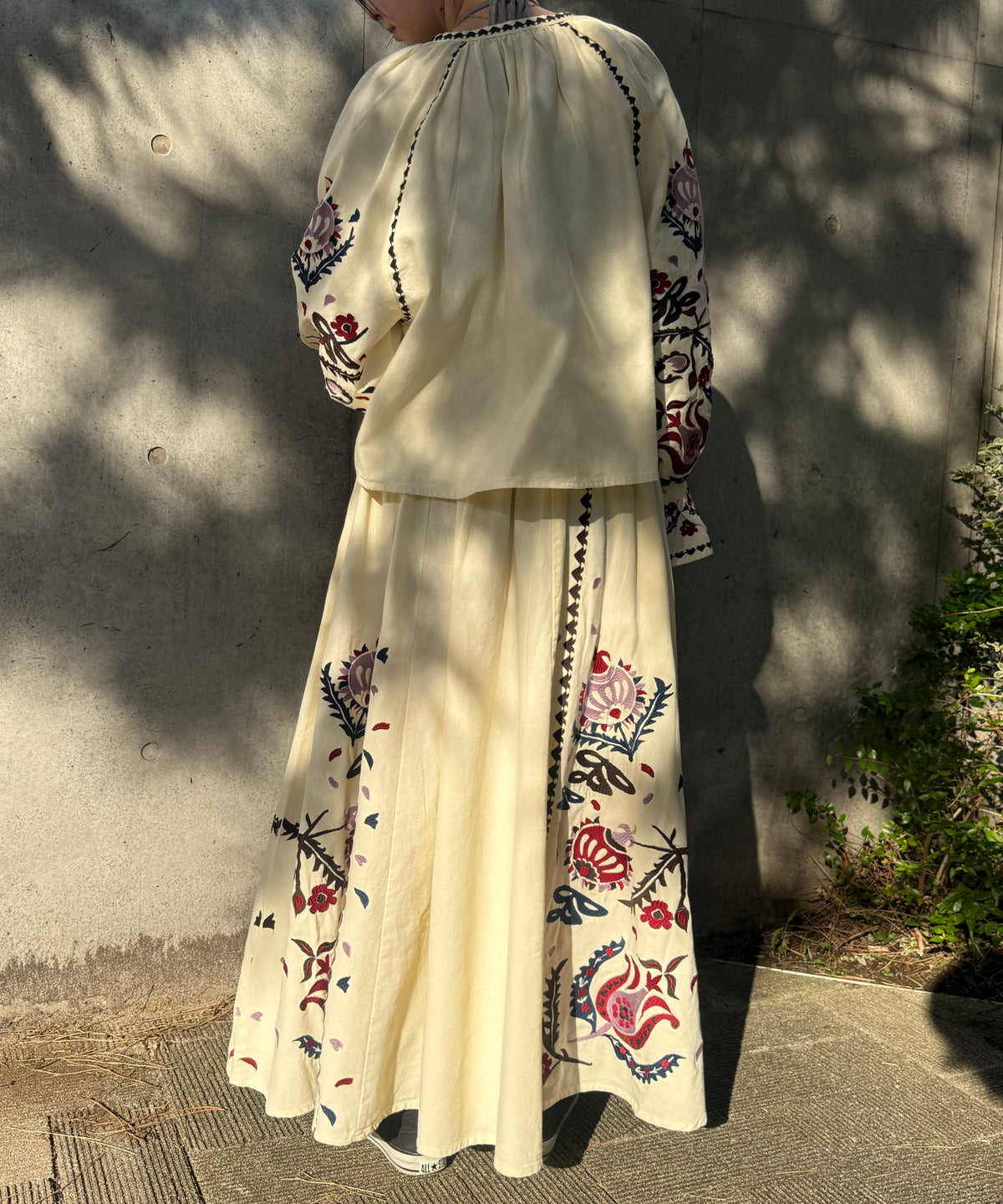 【WOMEN】LEIN / 花柄刺繍スカート