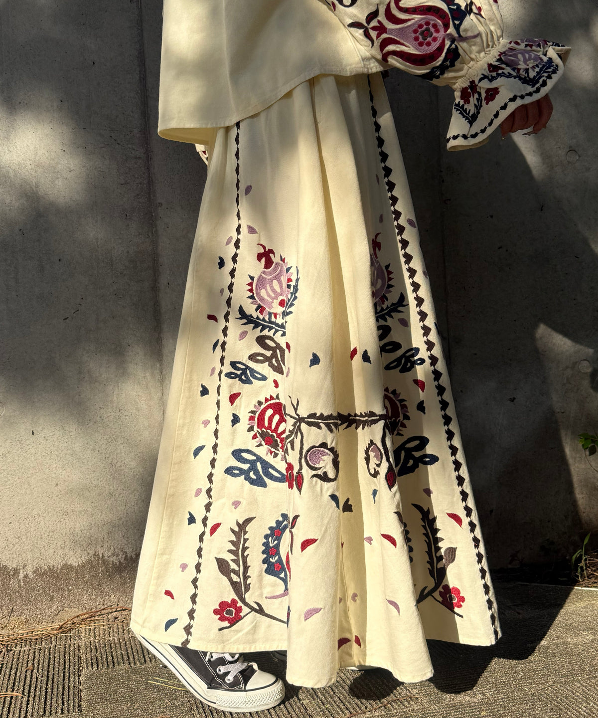 【WOMEN】LEIN / 花柄刺繍スカート