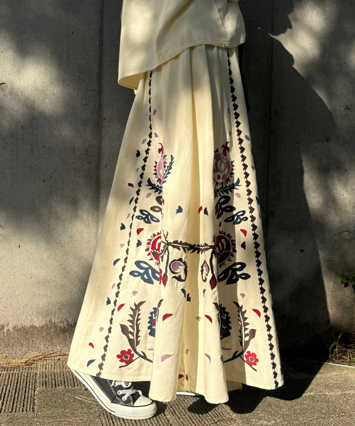 【WOMEN】LEIN / 花柄刺繍スカート
