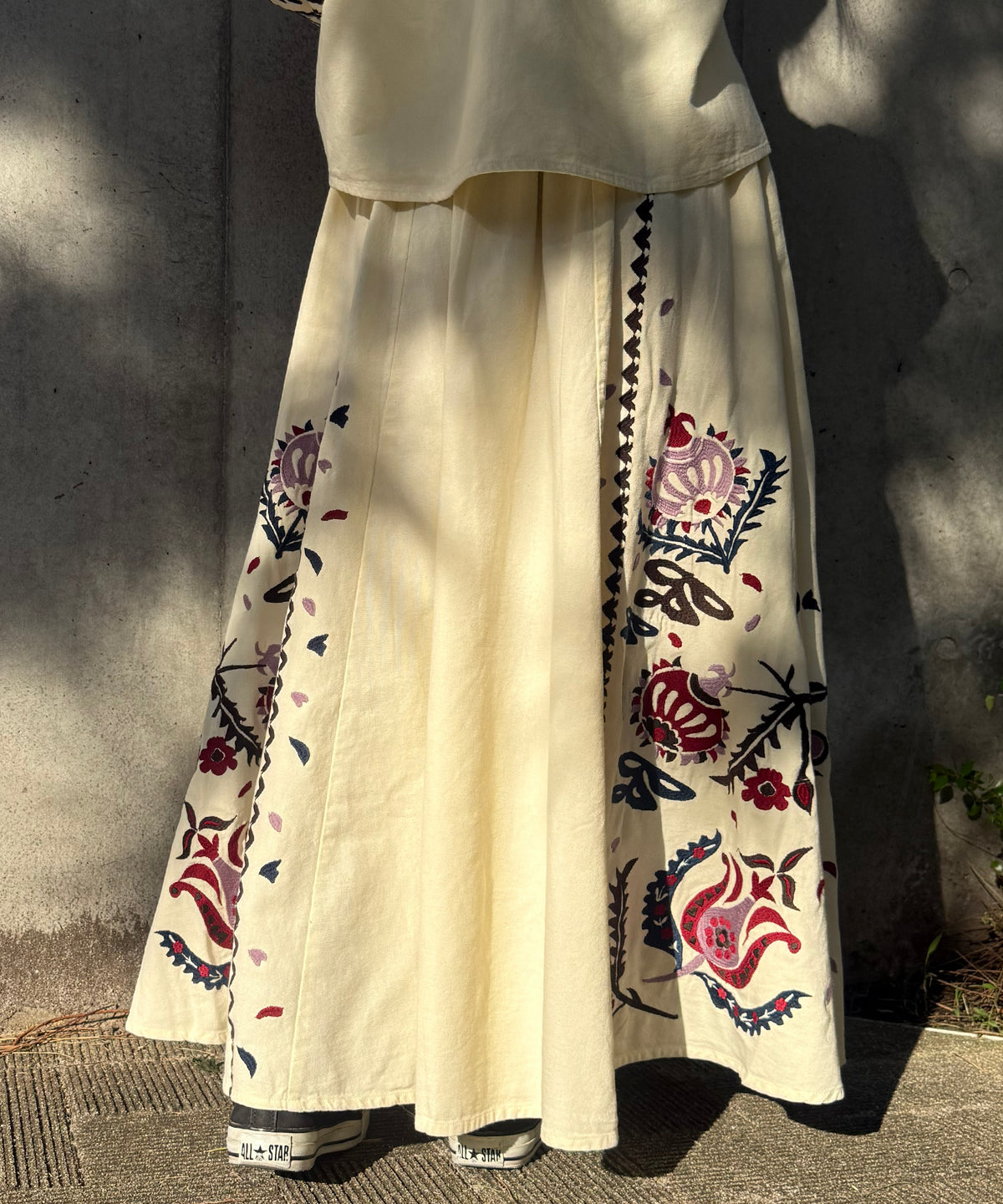 【WOMEN】LEIN / 花柄刺繍スカート