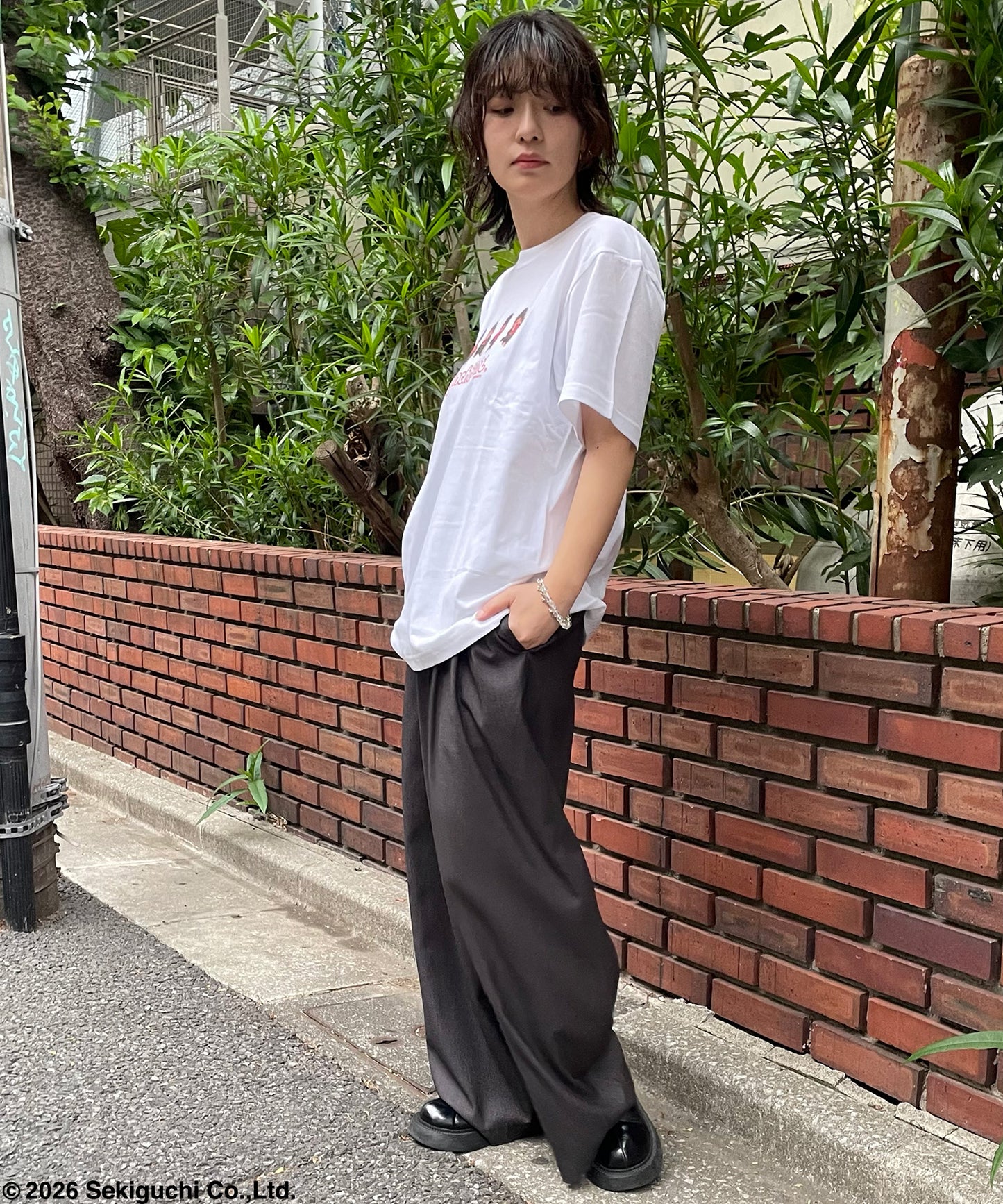 【MEN,WOMEN】モンチッチ ロゴプリントTシャツ