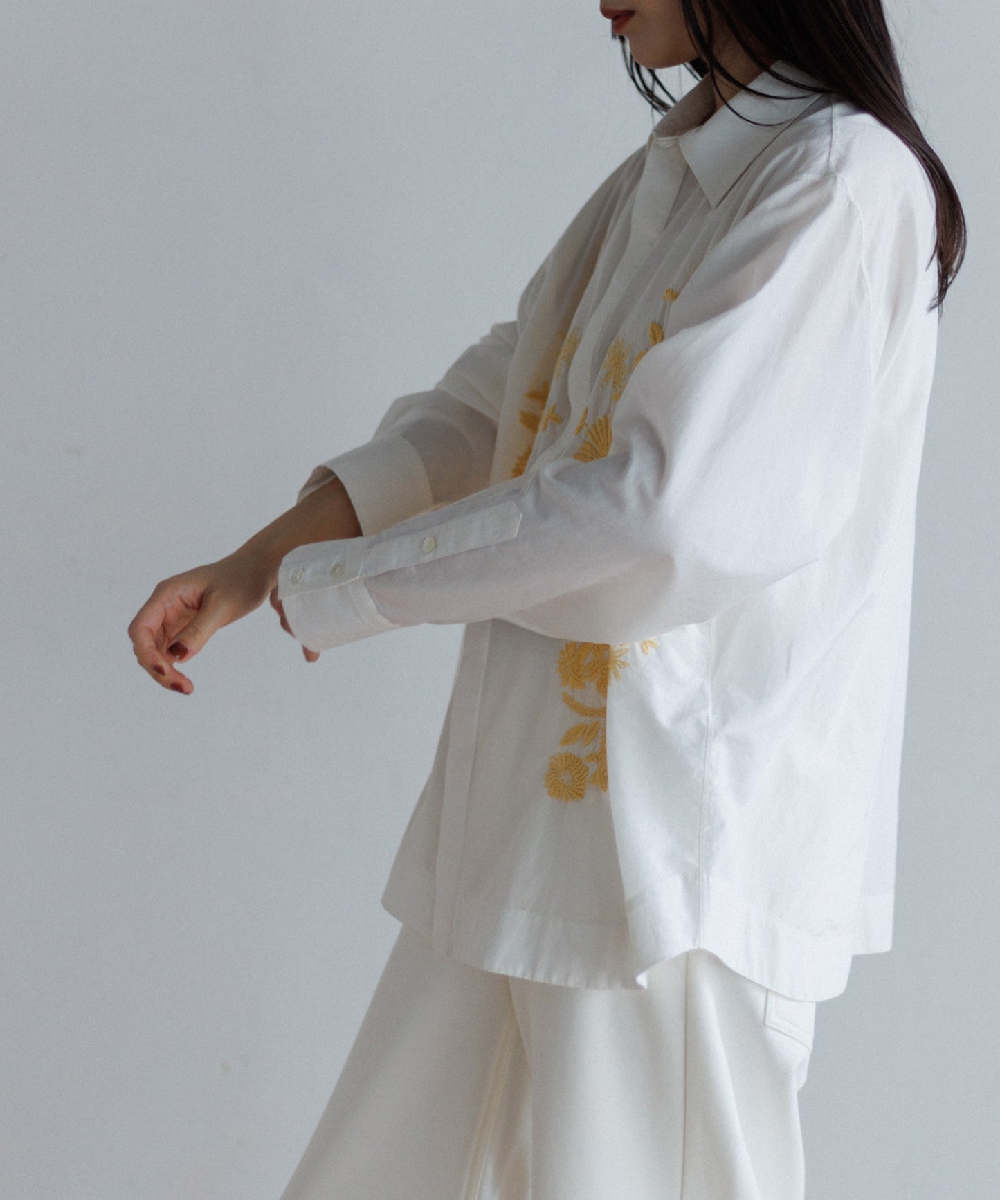 【MEN , WOMEN】LEIN / コットンシルクフラワーエンブロイダリーシャツ