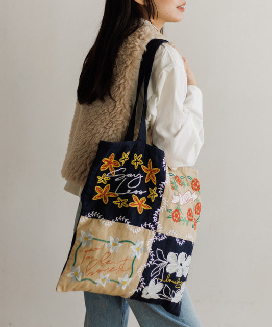【MEN , WOMEN】LEIN Wフェイスパッチワーク刺繍トートバッグの写真