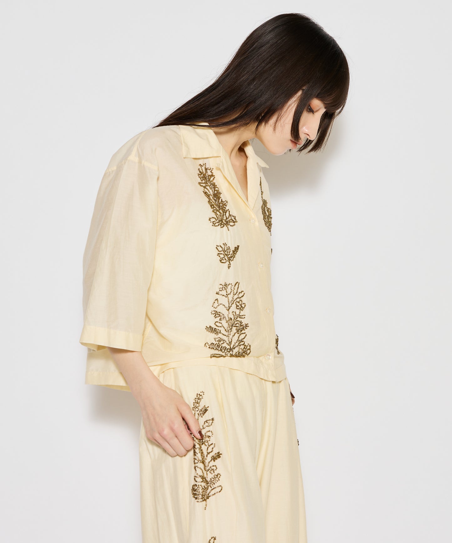 【WOMEN】LEIN コットンシルクビーズ刺繍シャツ