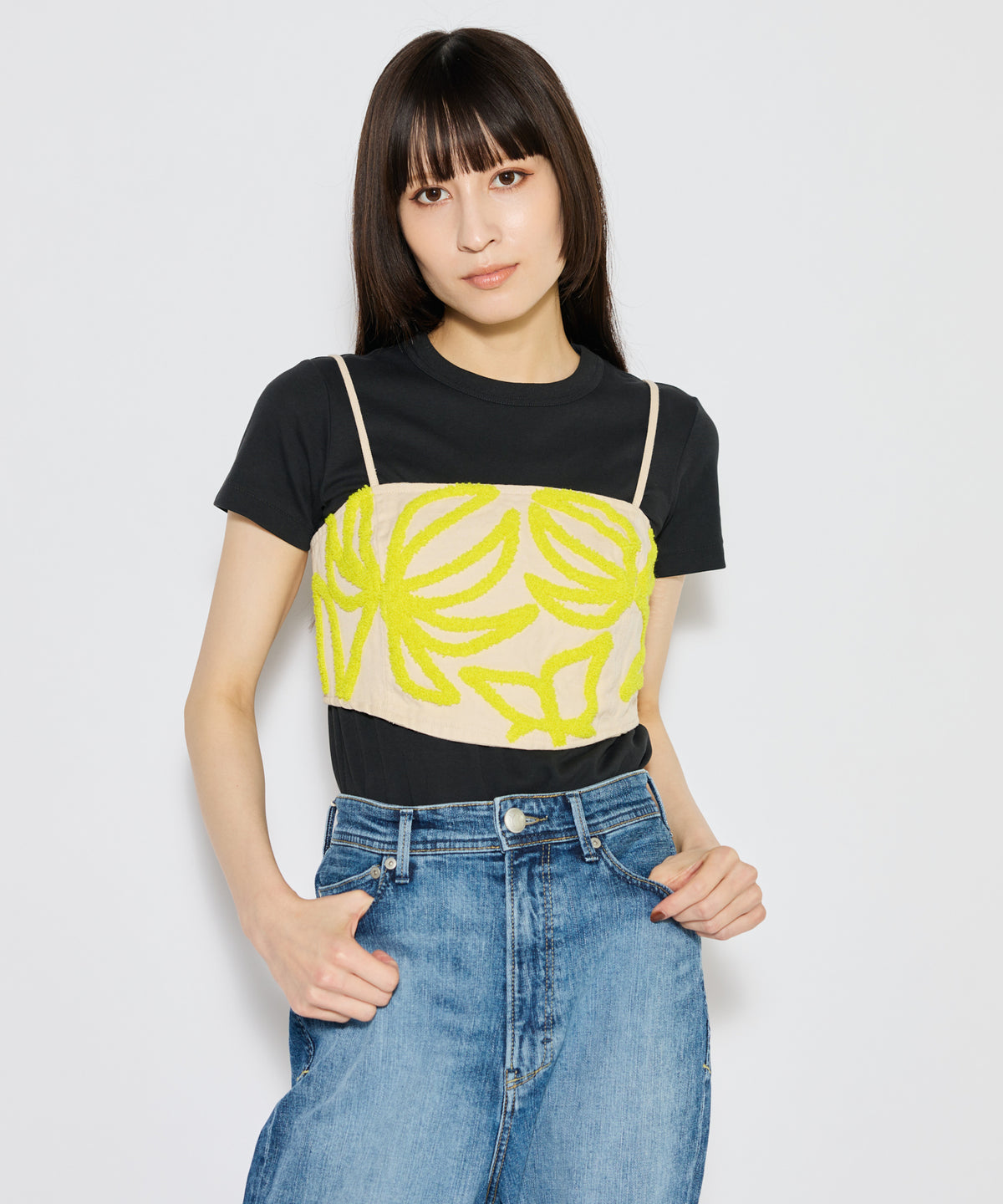 【WOMEN】LEIN リングヤーンアリ刺繍ビスチェ