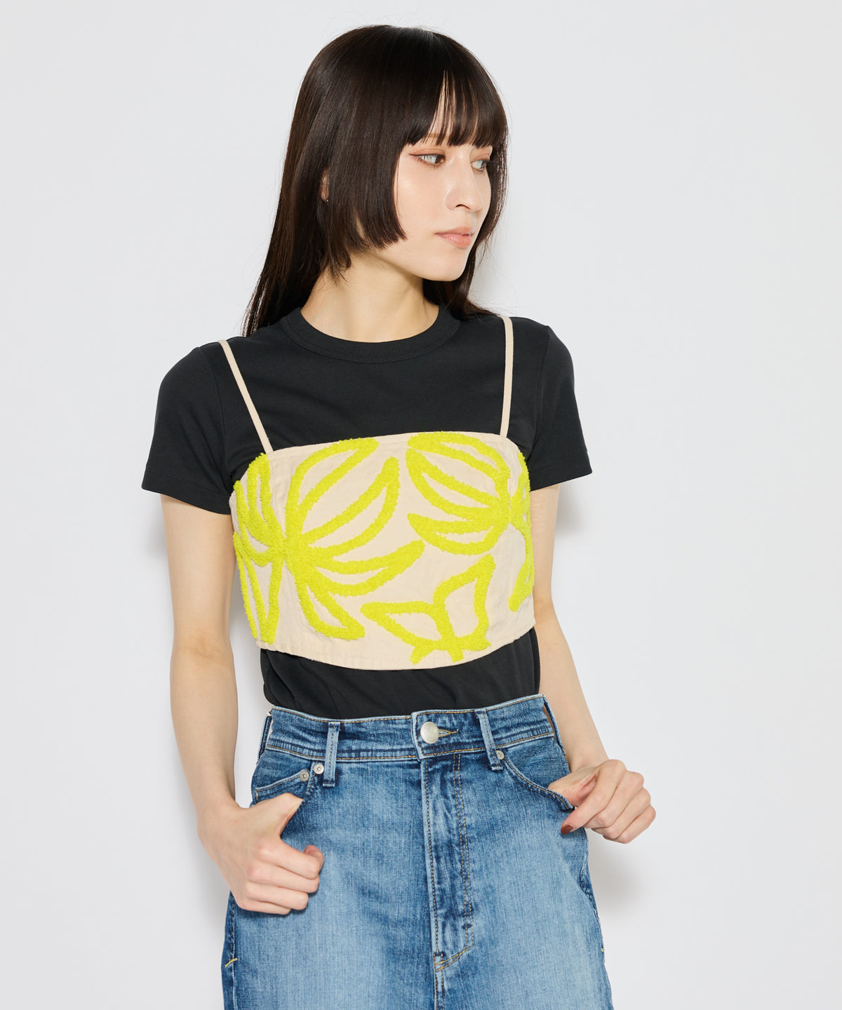 【WOMEN】LEIN リングヤーンアリ刺繍ビスチェ