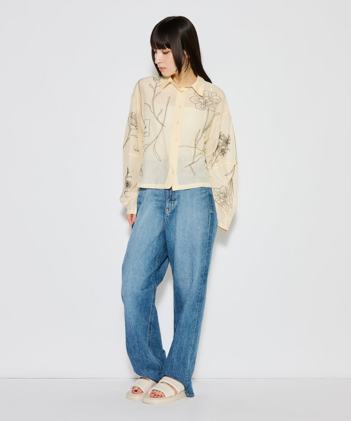 【WOMEN】LEIN / コットンシルクボタニカル刺繍シャツ