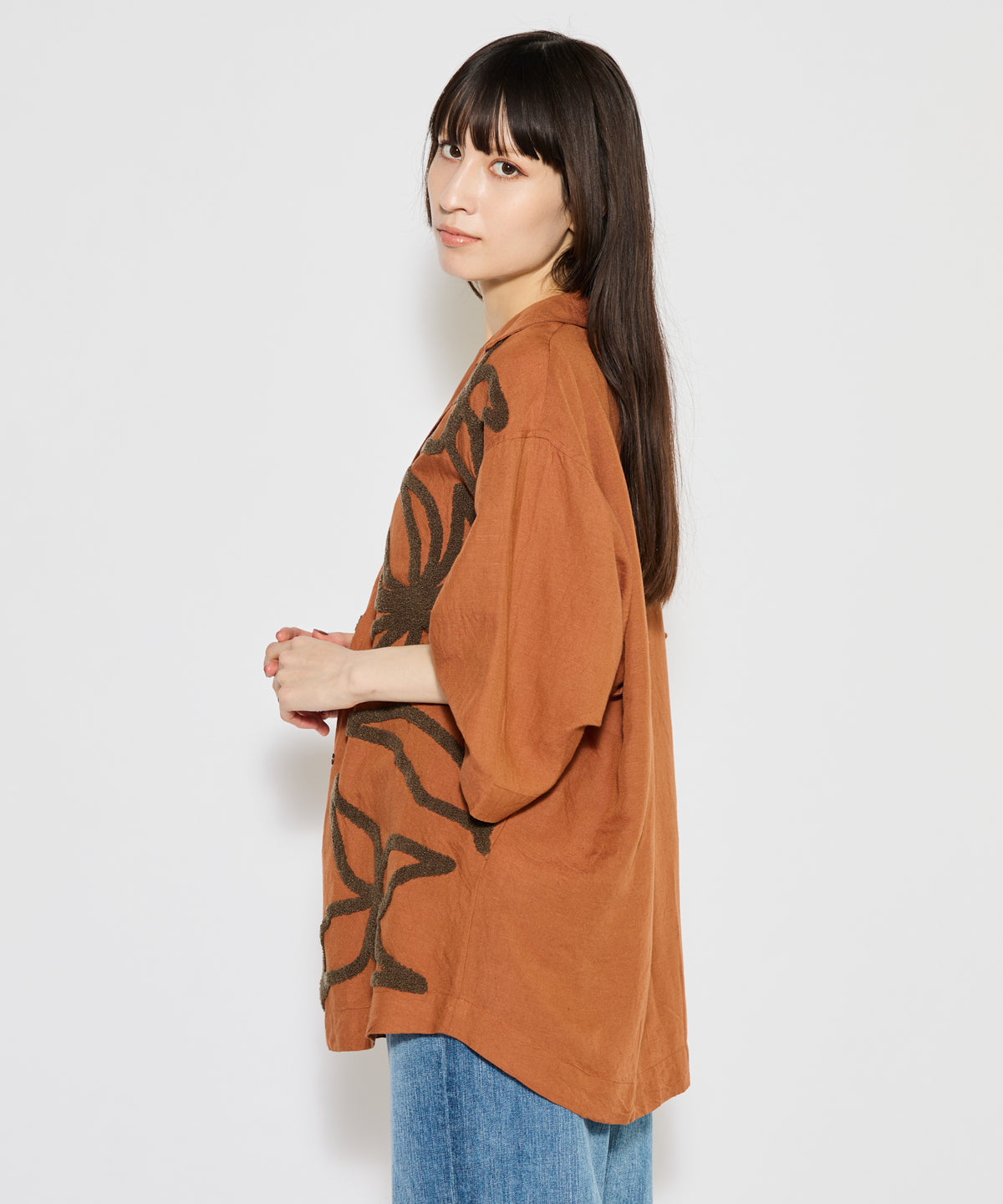 【MEN,WOMEN】LEIN / リネン混タオル刺繍シャツ