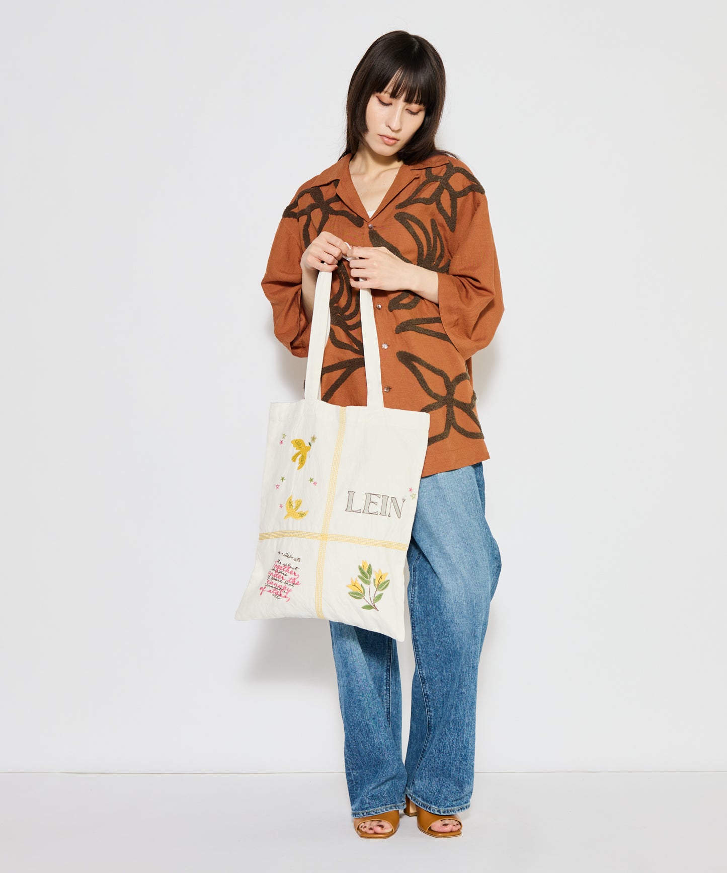 【MEN,WOMEN】LEIN お絵描きパッチワーク刺繍トートバッグ