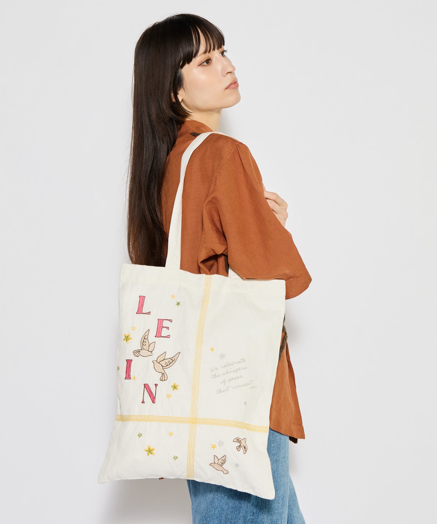 【MEN,WOMEN】LEIN お絵描きパッチワーク刺繍トートバッグ